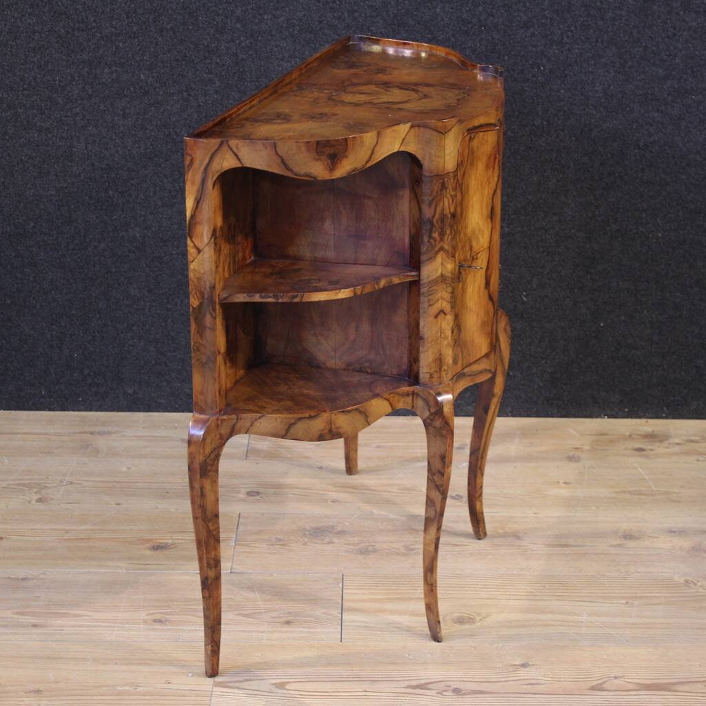 Small Venetian sideboard from the 20th century