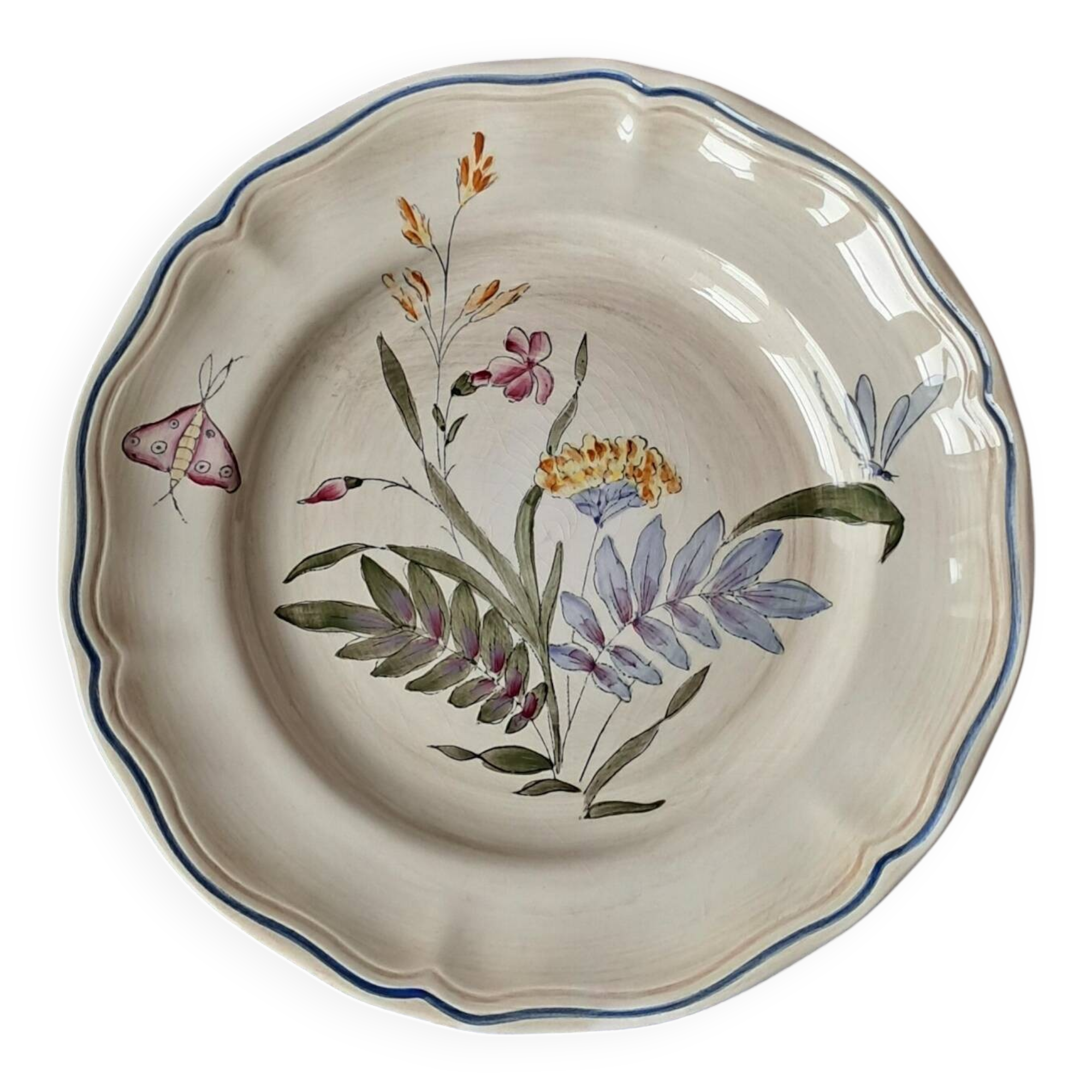 Fluted plate Longchamp, decorated with dragonflies and flowers.