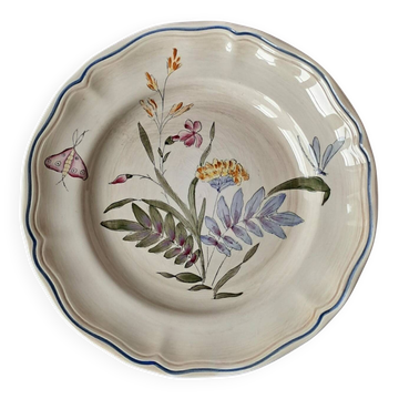 Fluted plate Longchamp, decorated with dragonflies and flowers.