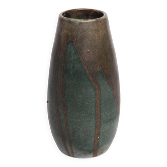 Stoneware vase signed Pointu
