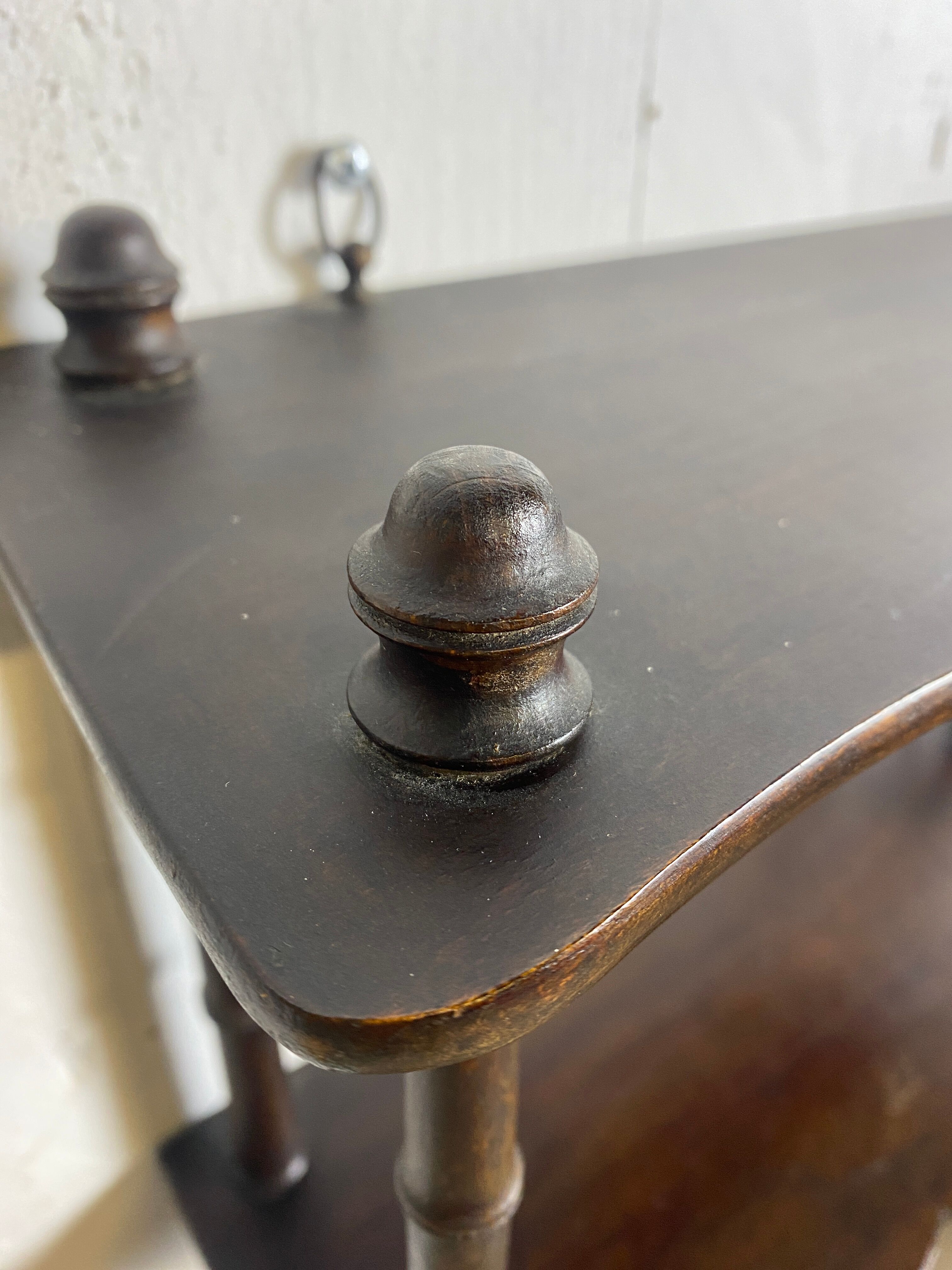 Étagère en bois