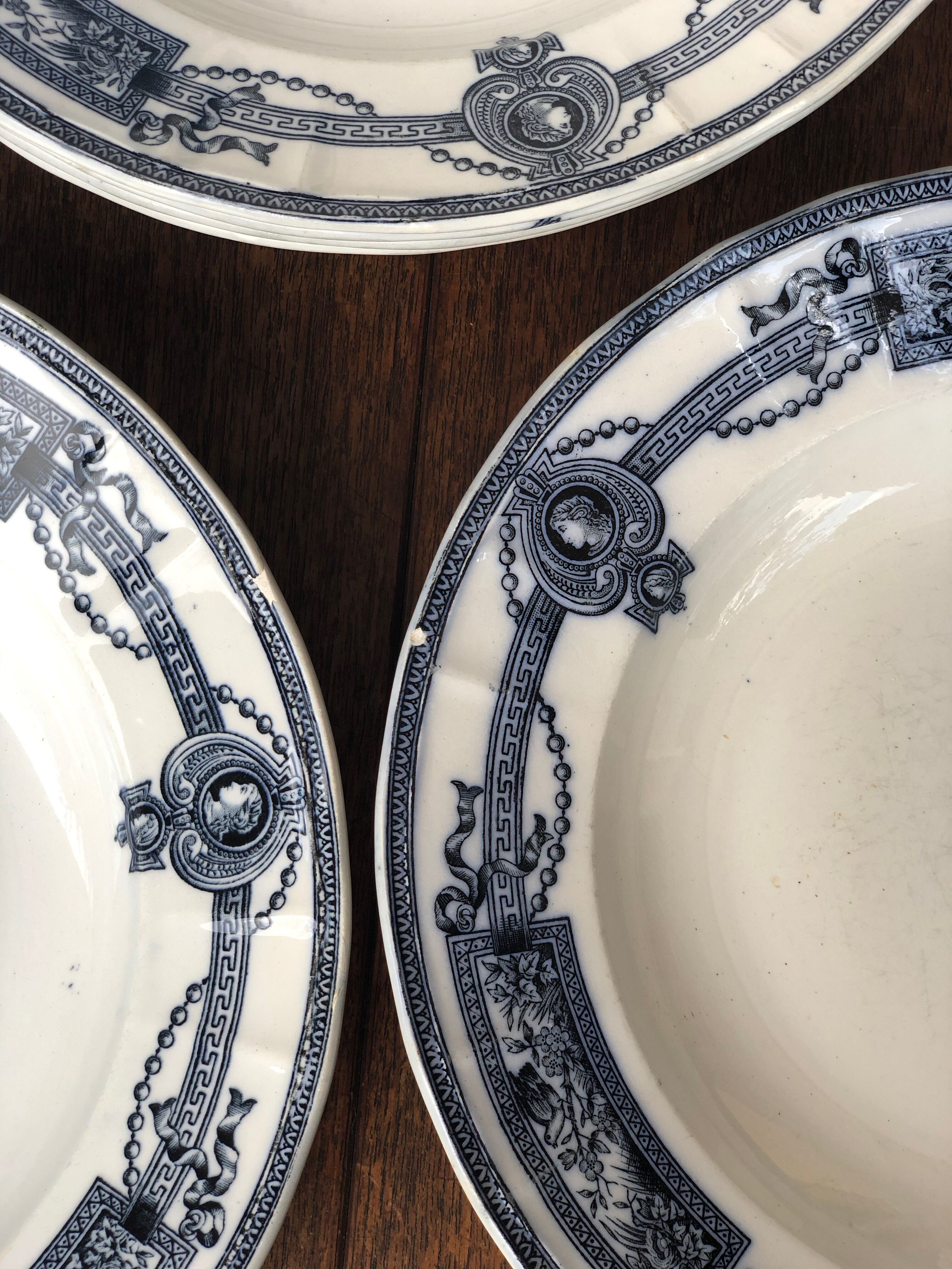 Lot of 7 plates old iron land of saint Amand hamage north model medallion