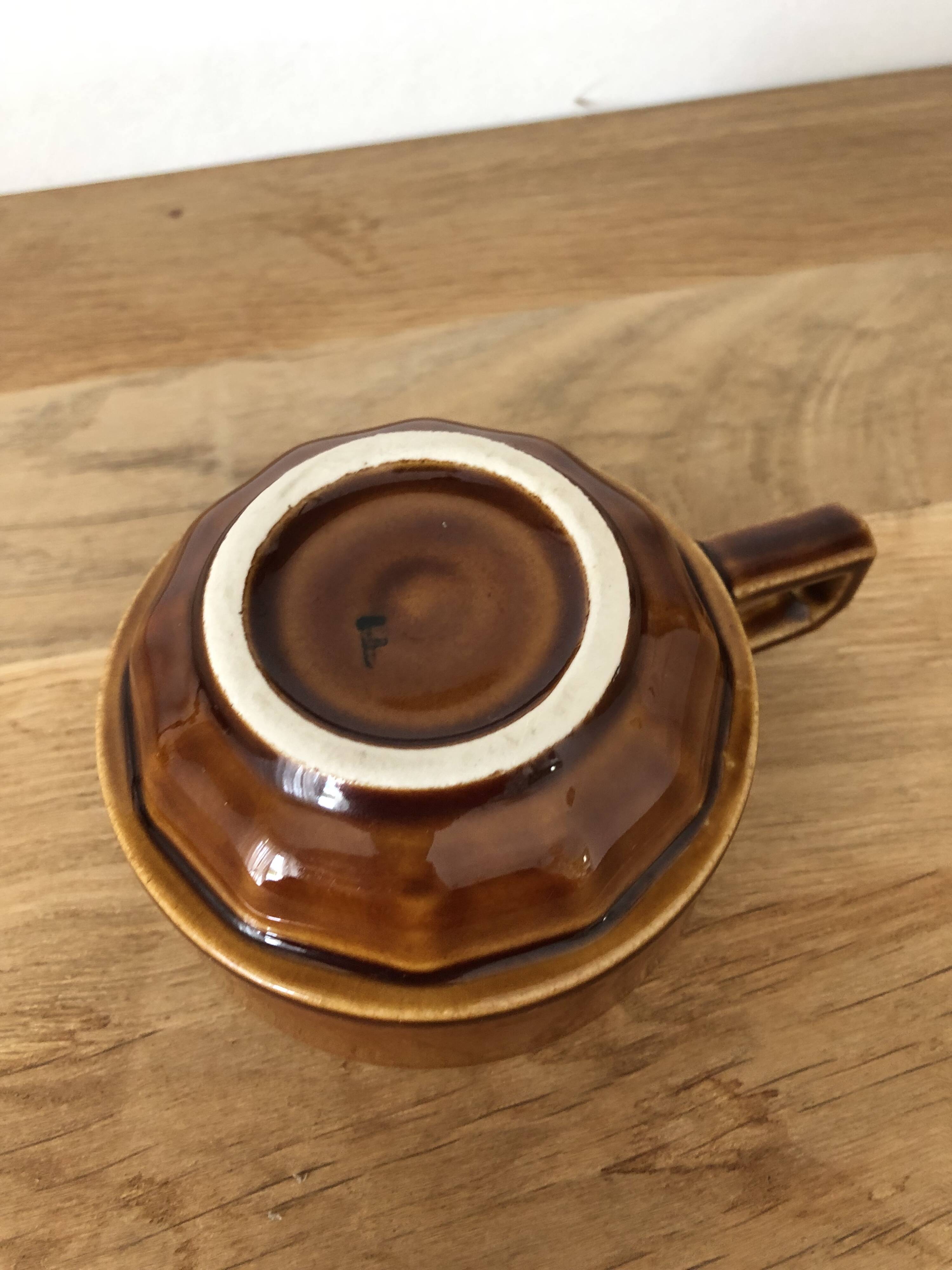 Bistro chocolate cup in brown earthenware