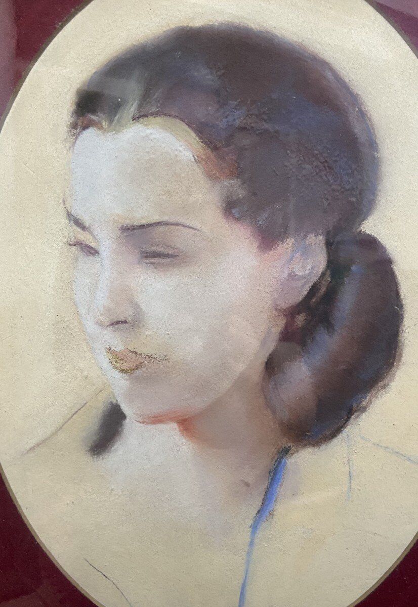 Lucien-Victor Guirand de Scevola (1871-1950) Portrait of a Young Woman, 1928 pastel, oval