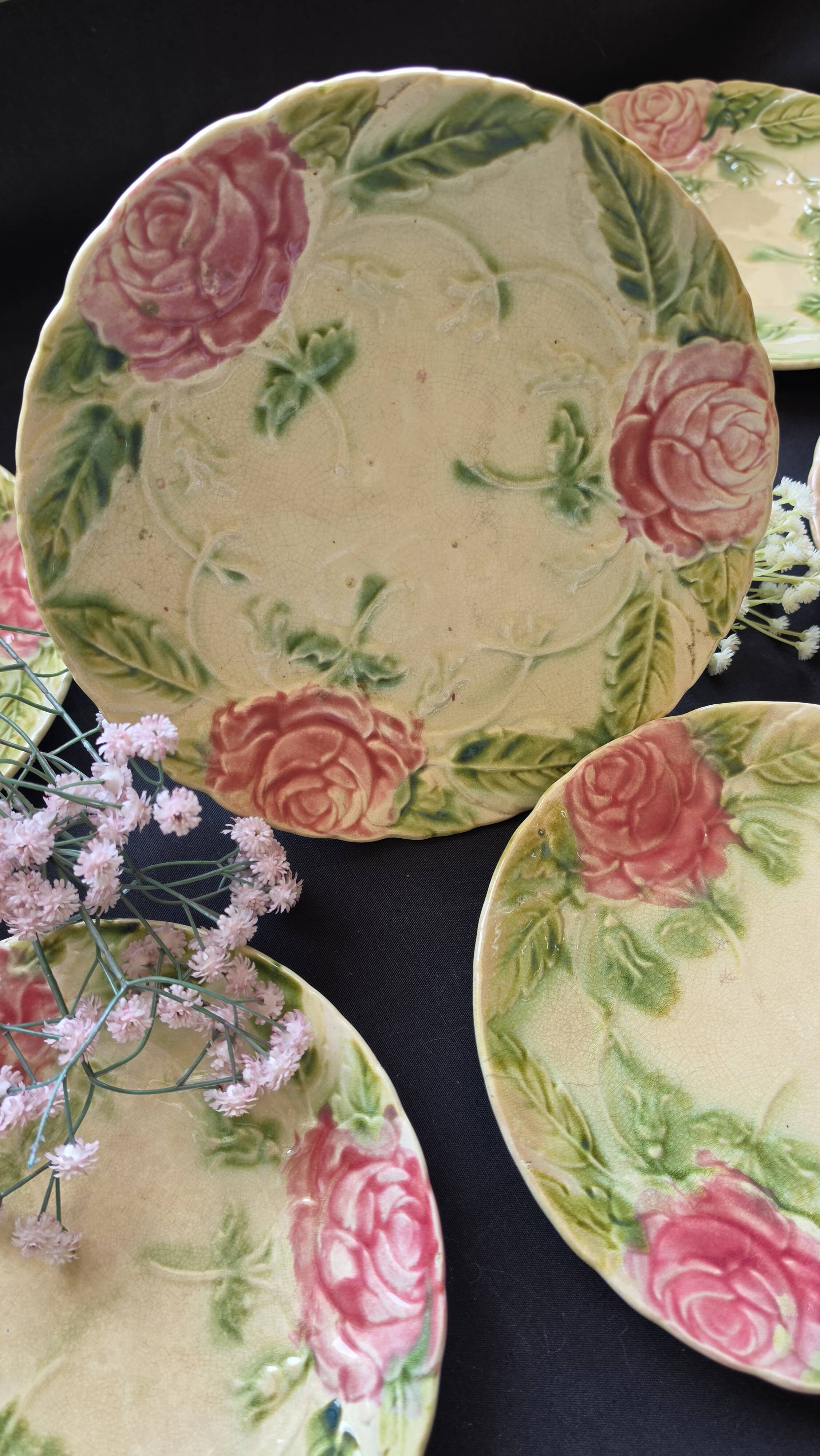 Exclusive antique dessert service in faience/terracotta with slip from 1900.