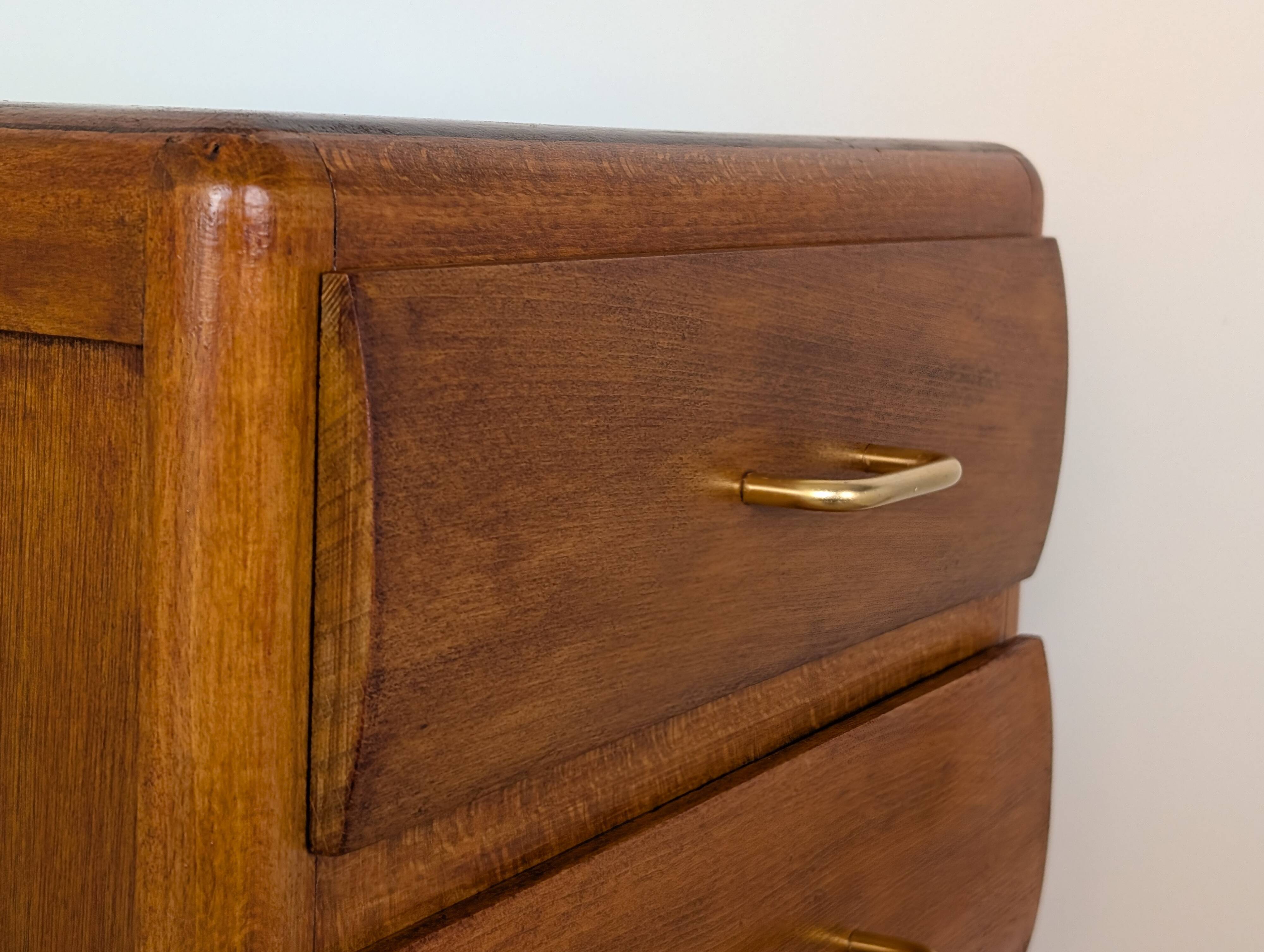 Vintage chest of drawers