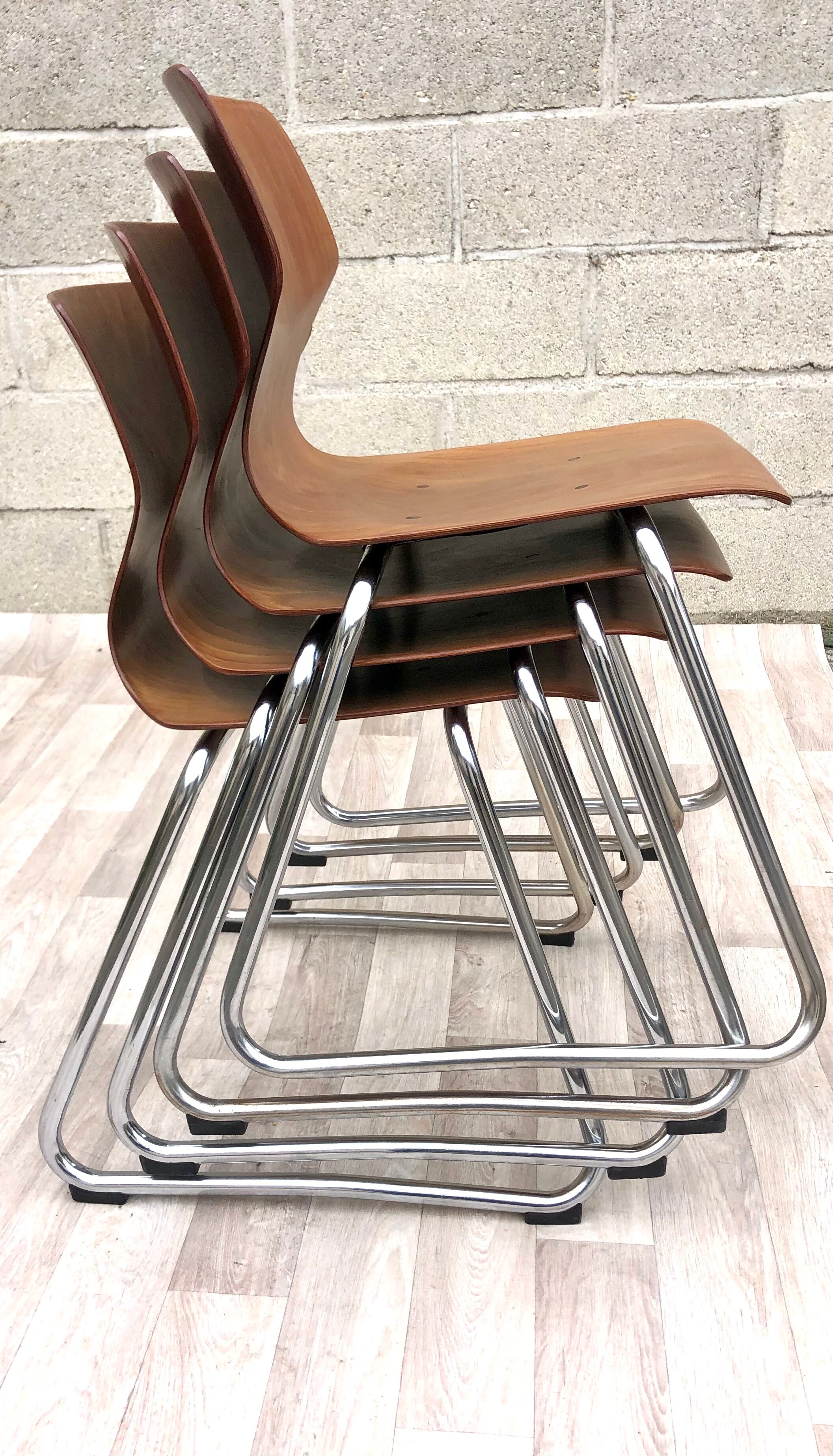 4 vintage Flottoto chairs