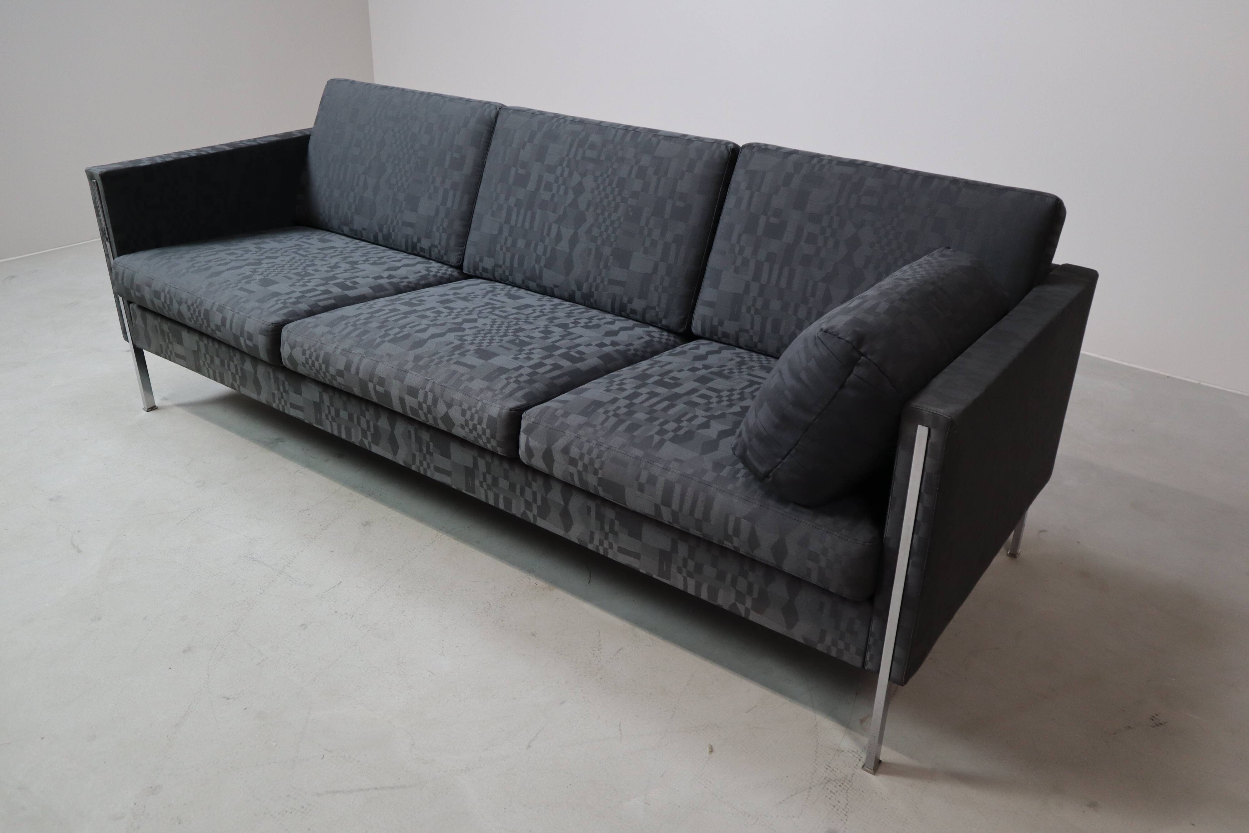 Model 442 3-seater sofa by Pierre Paulin for Artifort, 1962