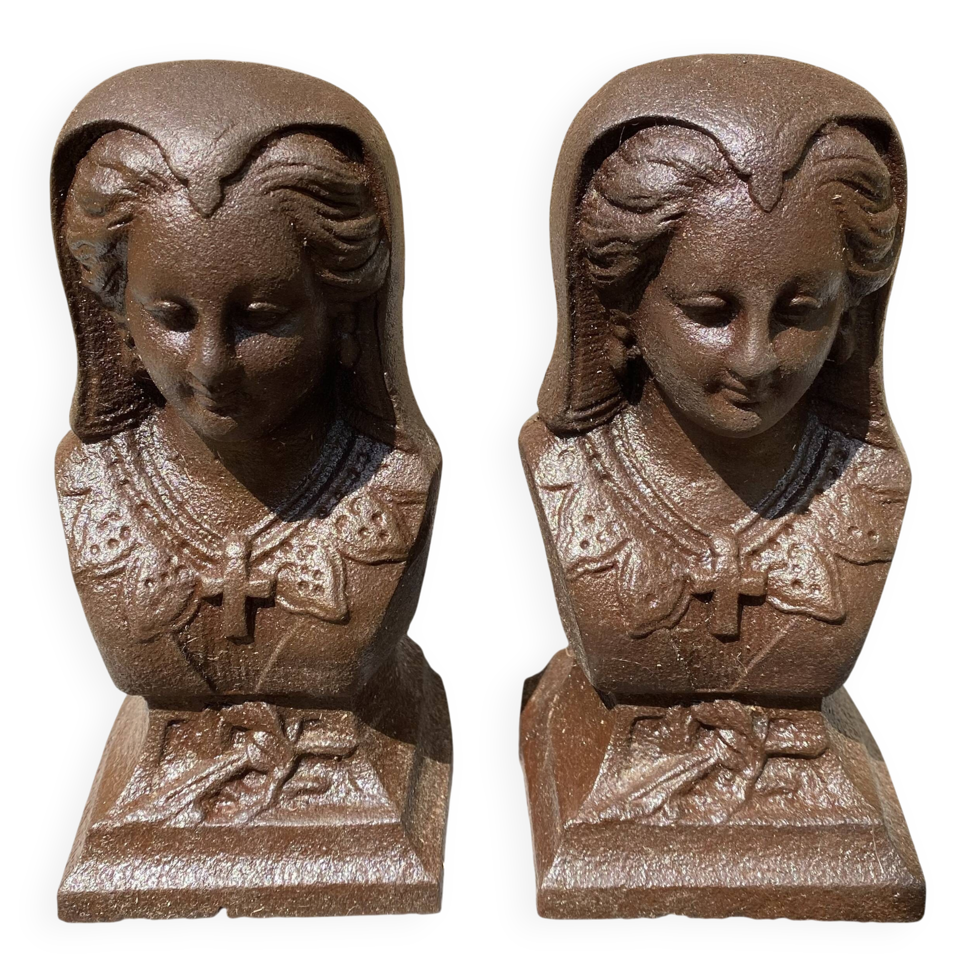 Chimney cowl bust of Anne of Brittany