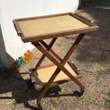Serving table