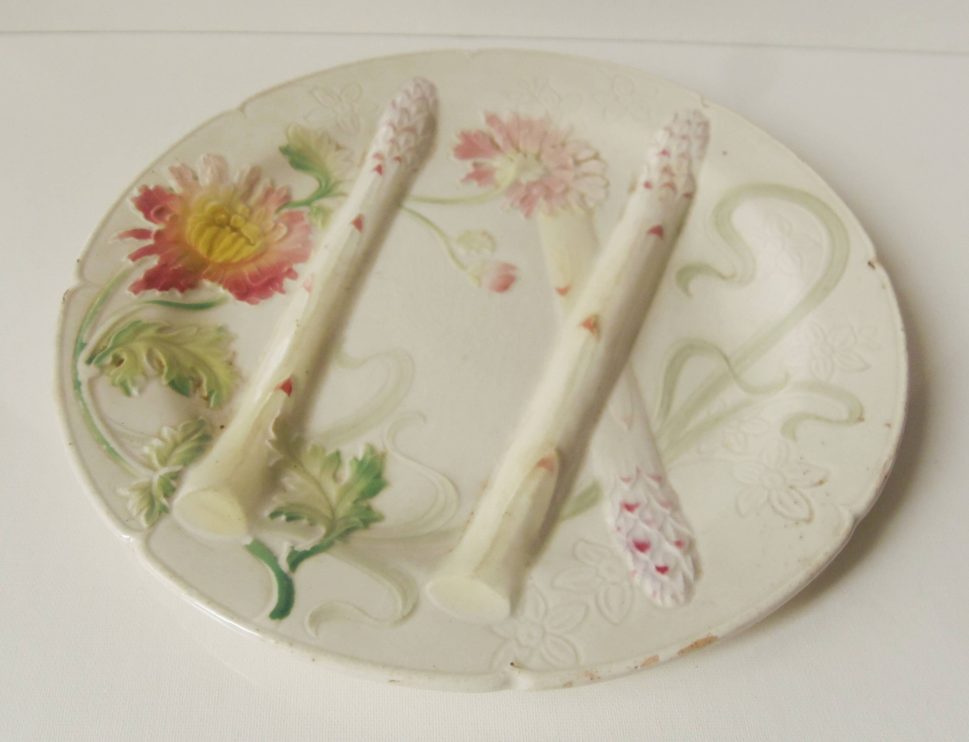 K&G St Clément slipware plate