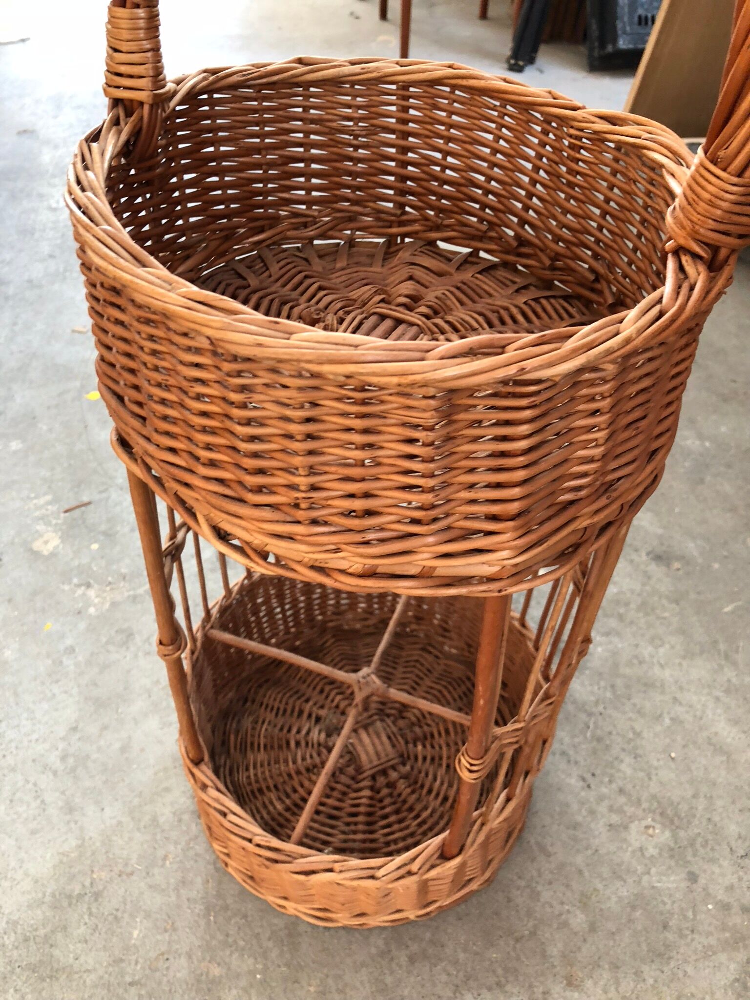 Vintage rattan bottle holder