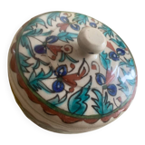 Glazed ceramic bonbonnière, hand-painted floral decoration.
