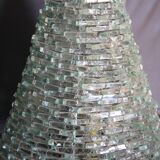 Glass pyramid lamp