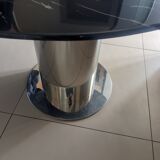 Round designer table in marble and metal