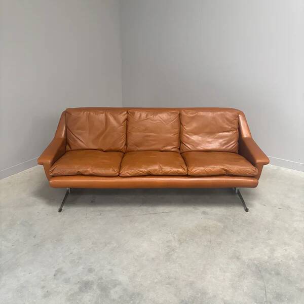 Cognac leather ESA lounge sofa, Denmark 1970s