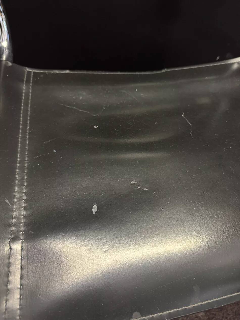 Set of 4 Armchairs in the style of Marcel Breuer – sled base