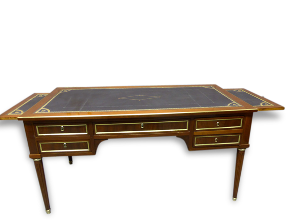 Bureau Louis XVI