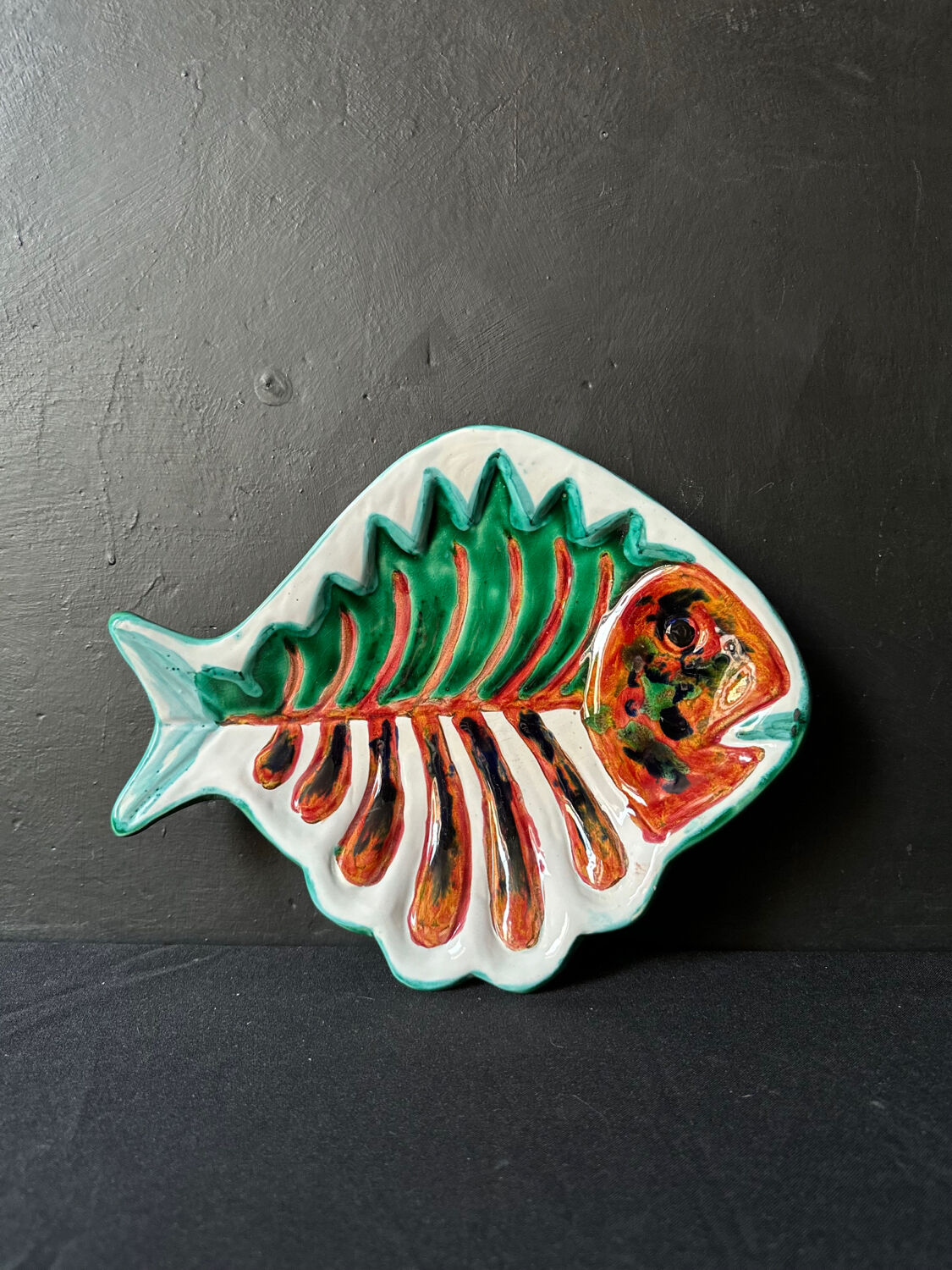 Cérenne fish plate