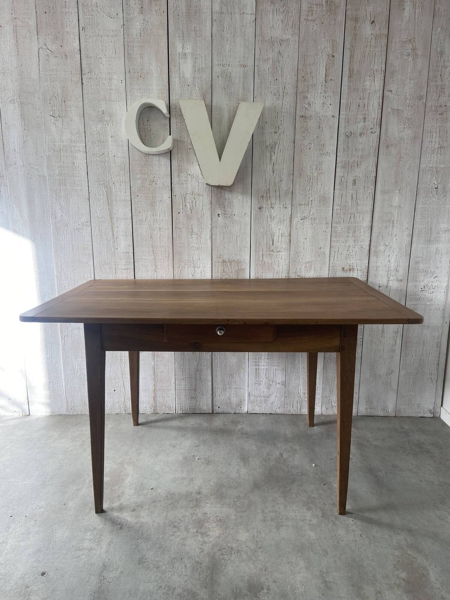 Farm table 129x81cm