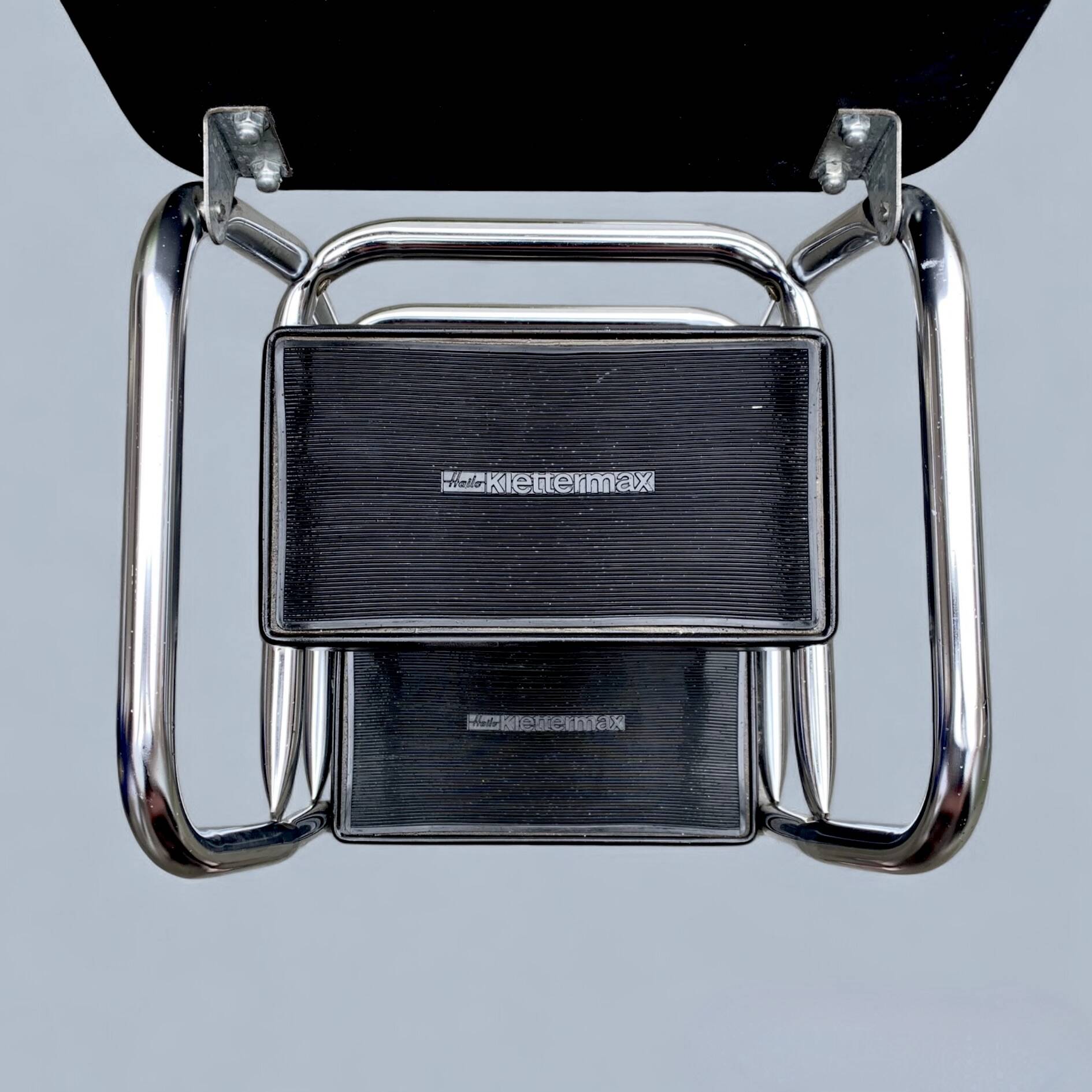 Vintage step stool in Skai and chrome metal - Hailo Klettermax