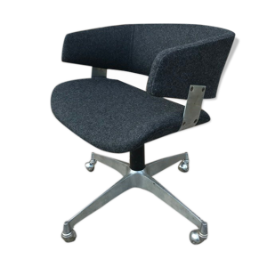 Fauteuil F63 Geoffrey