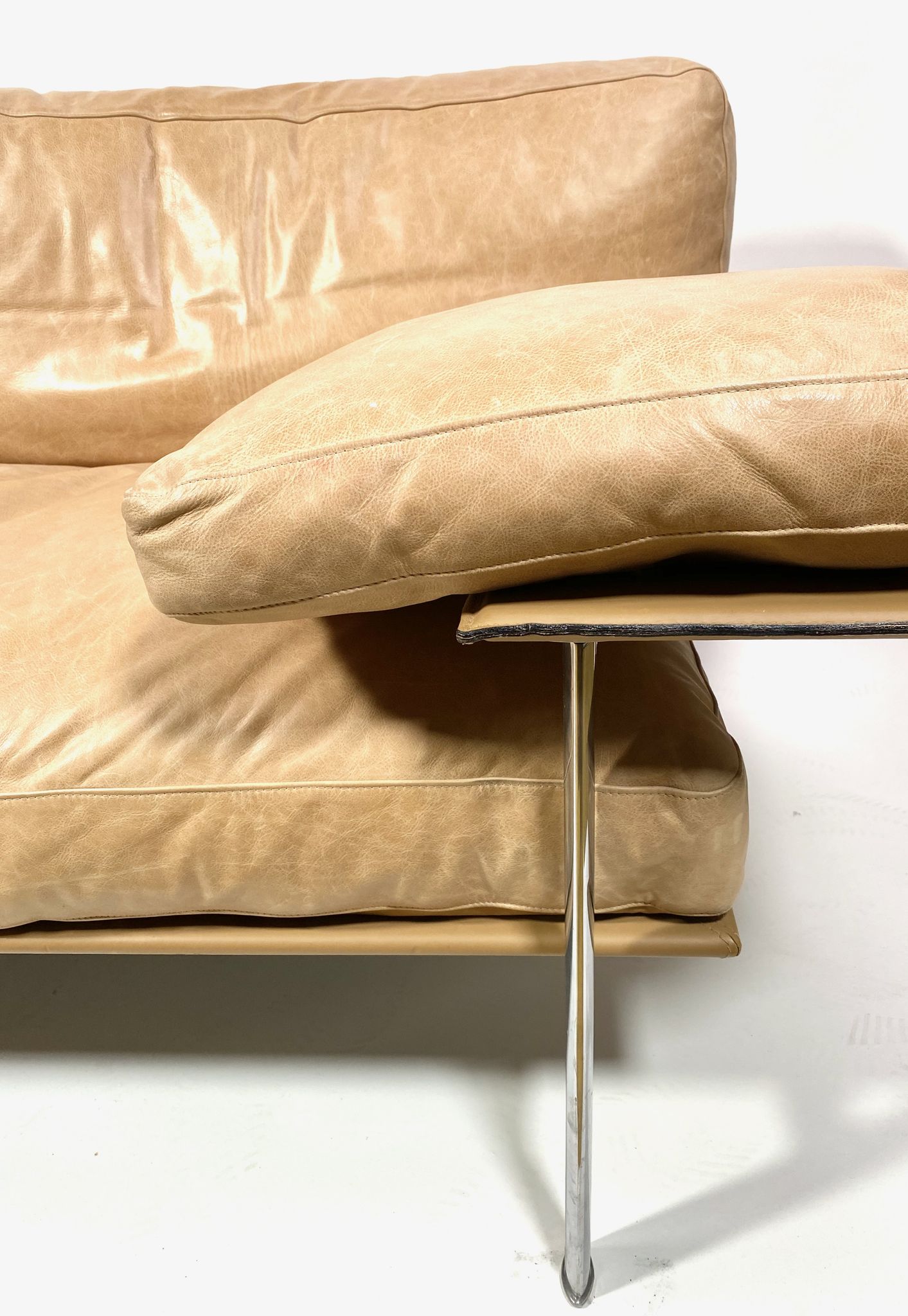 Diesis model sofa by Antonio Citterio and Paolo Nava edited by B&B ItaliA