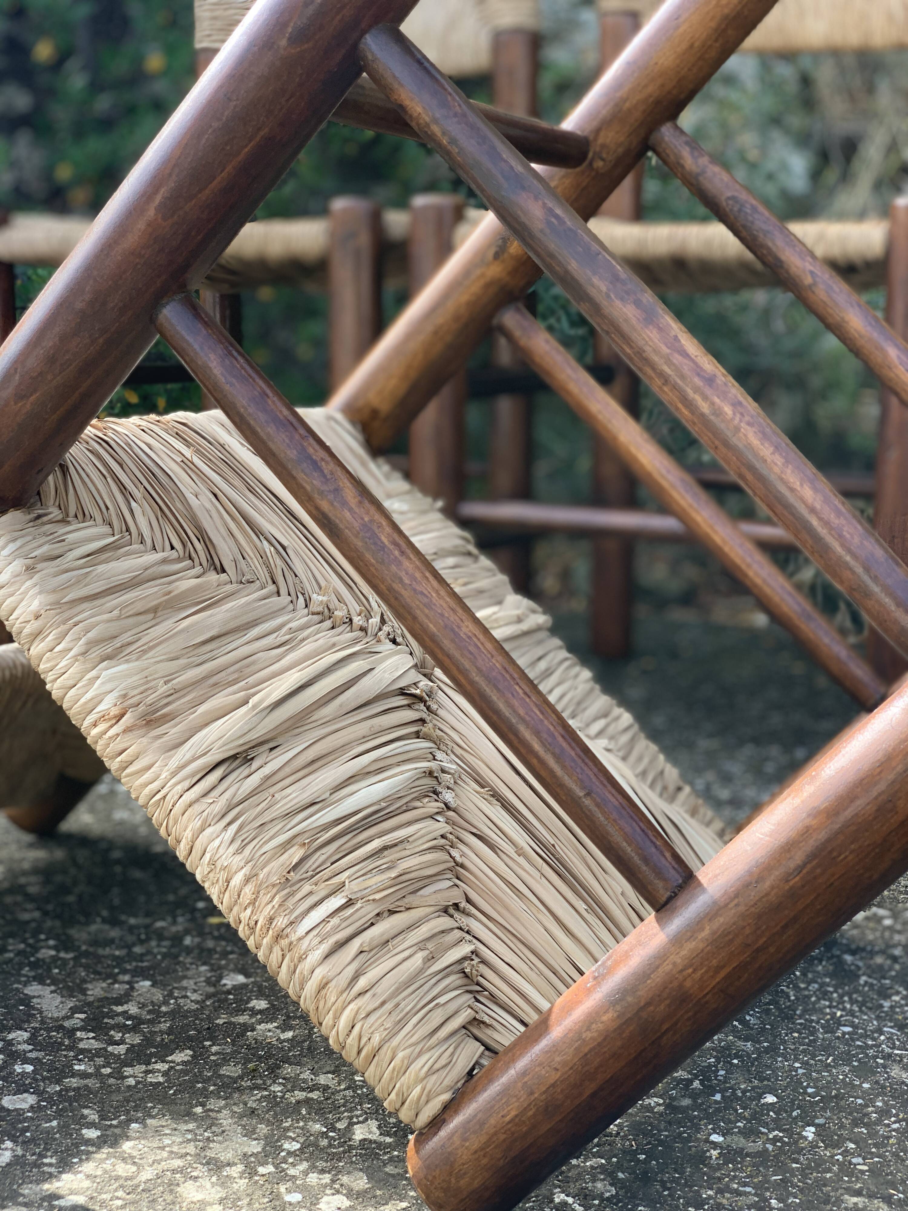 Série de 4 chaises modèle "Dordogne" éditées par Sentou