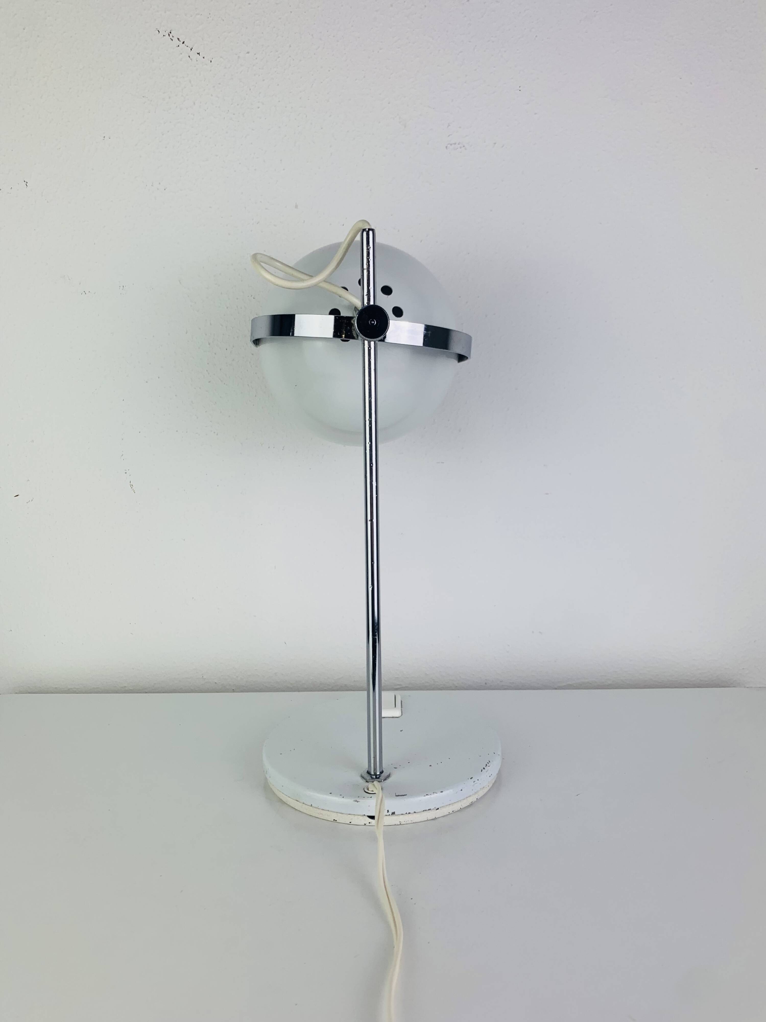 White Space Age eyeball desk lamp, 1970s