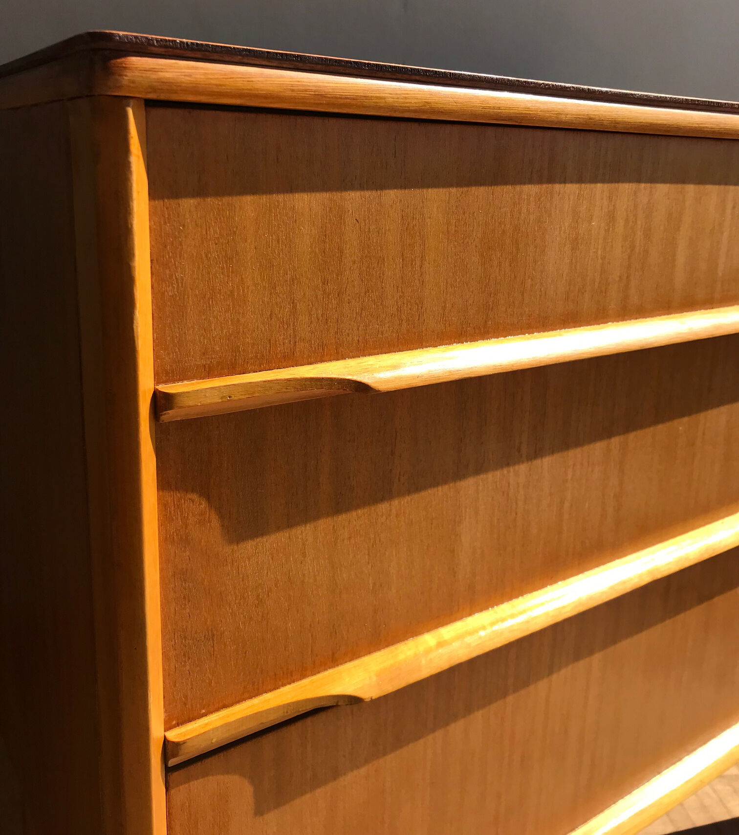 Compass feet chest of drawers from the 1960s