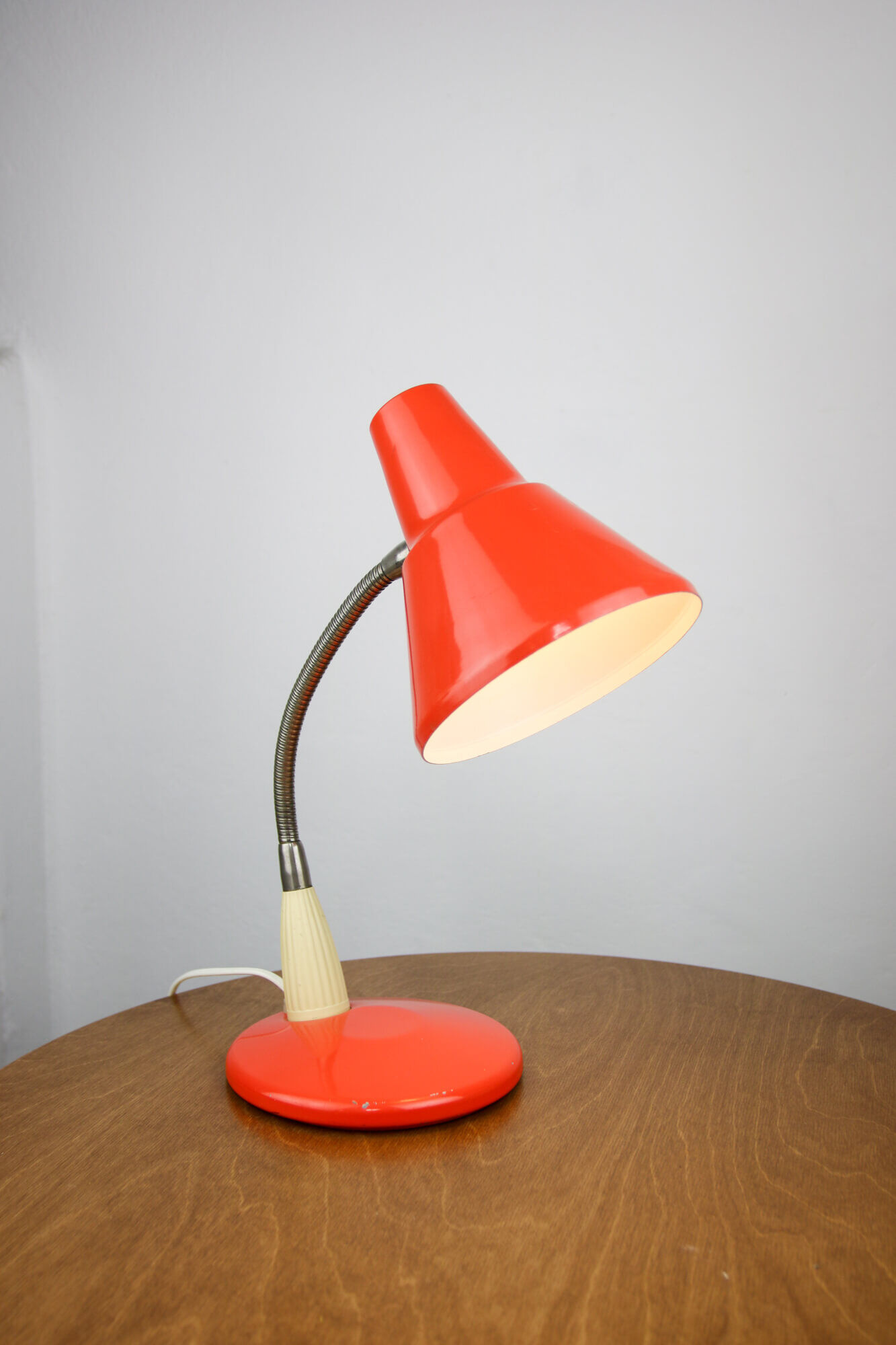 Adjustable Desk Lamp in Orange Painted Metal and Chrome-Plated Spiral Arm, 1970s