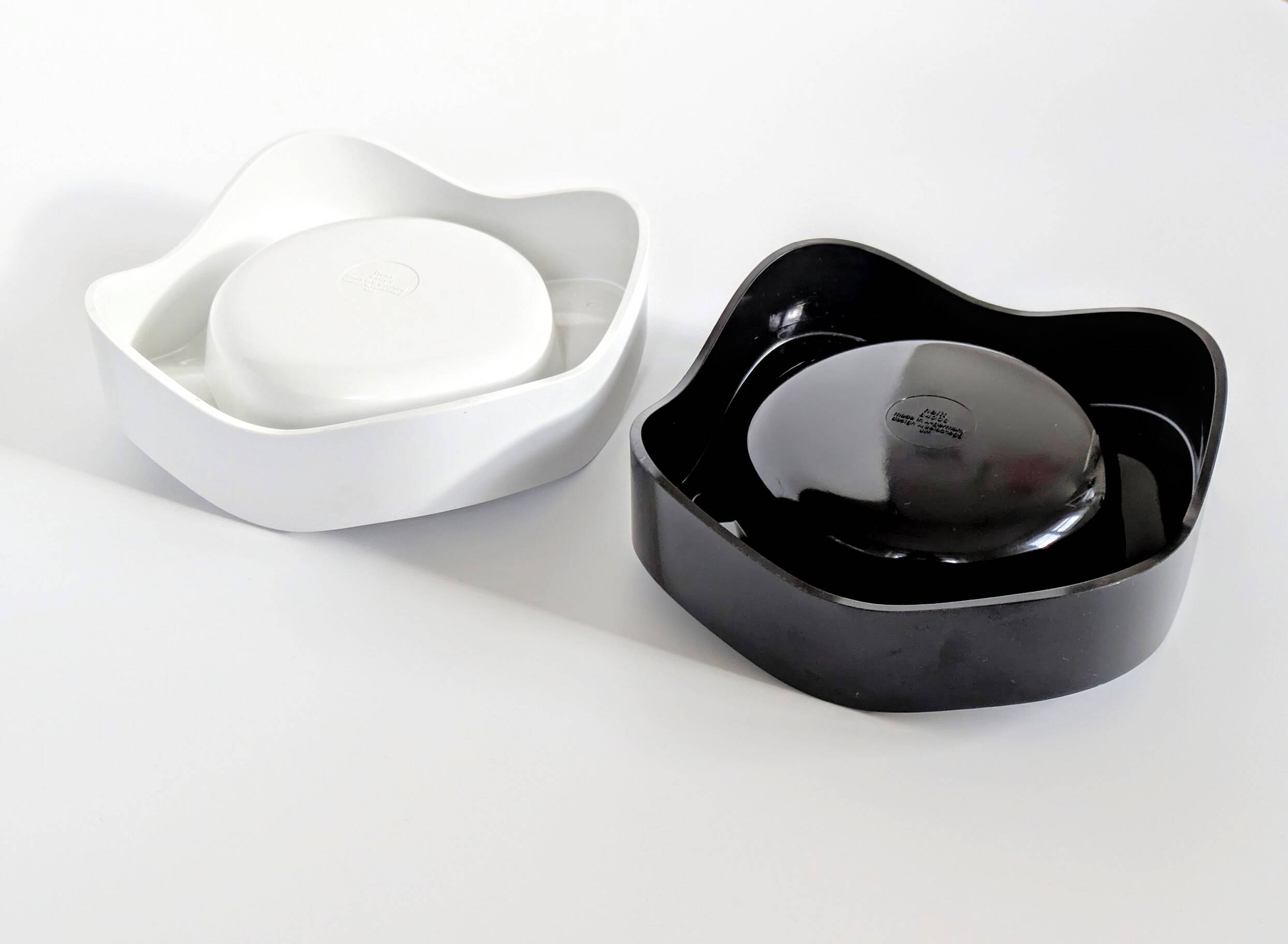 Pair of Space Age Pocket Trays | Black and White | Walter Zeischegg for Helit