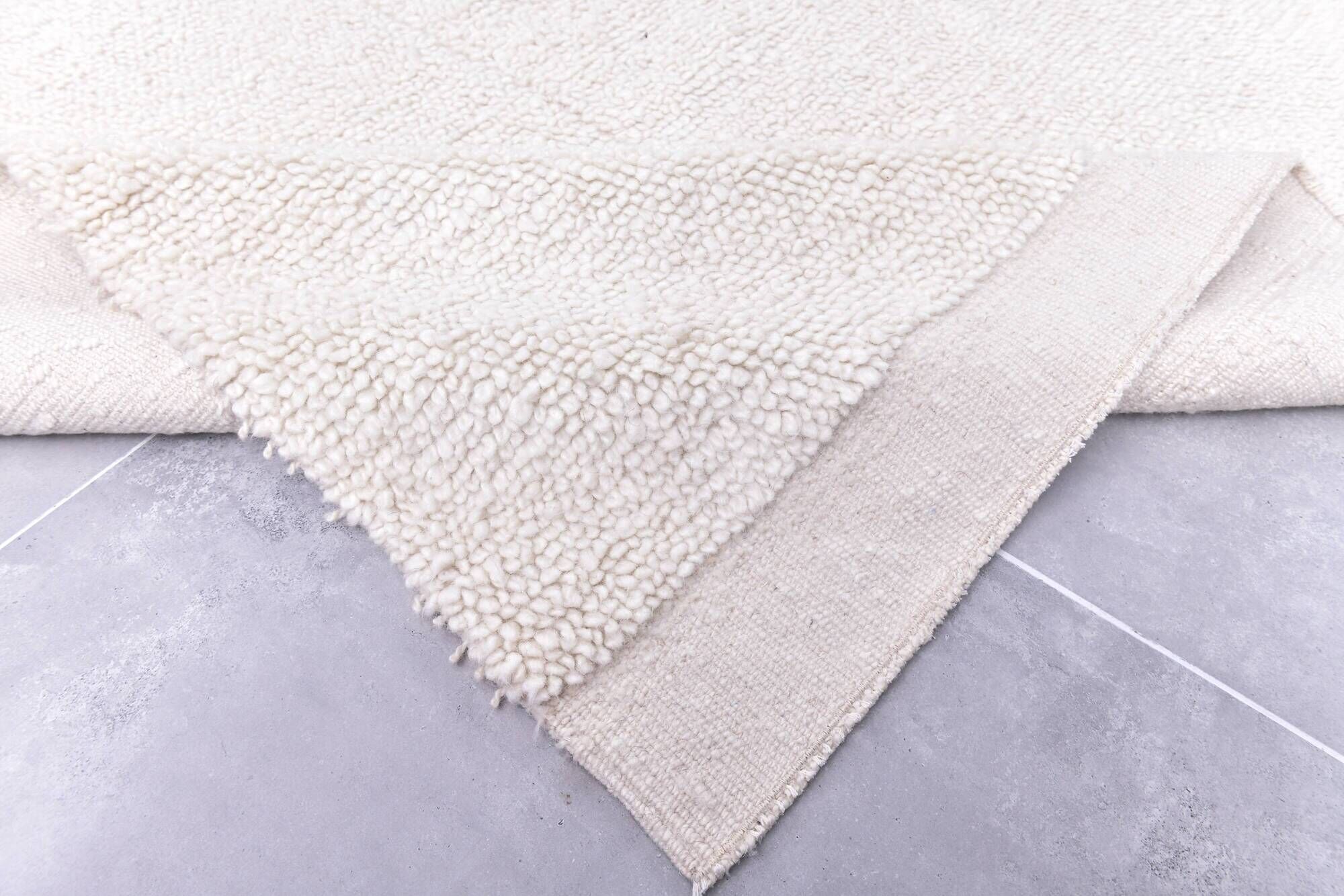 9x10 Handmade Wool White Moroccan Rug, 266x296Cm