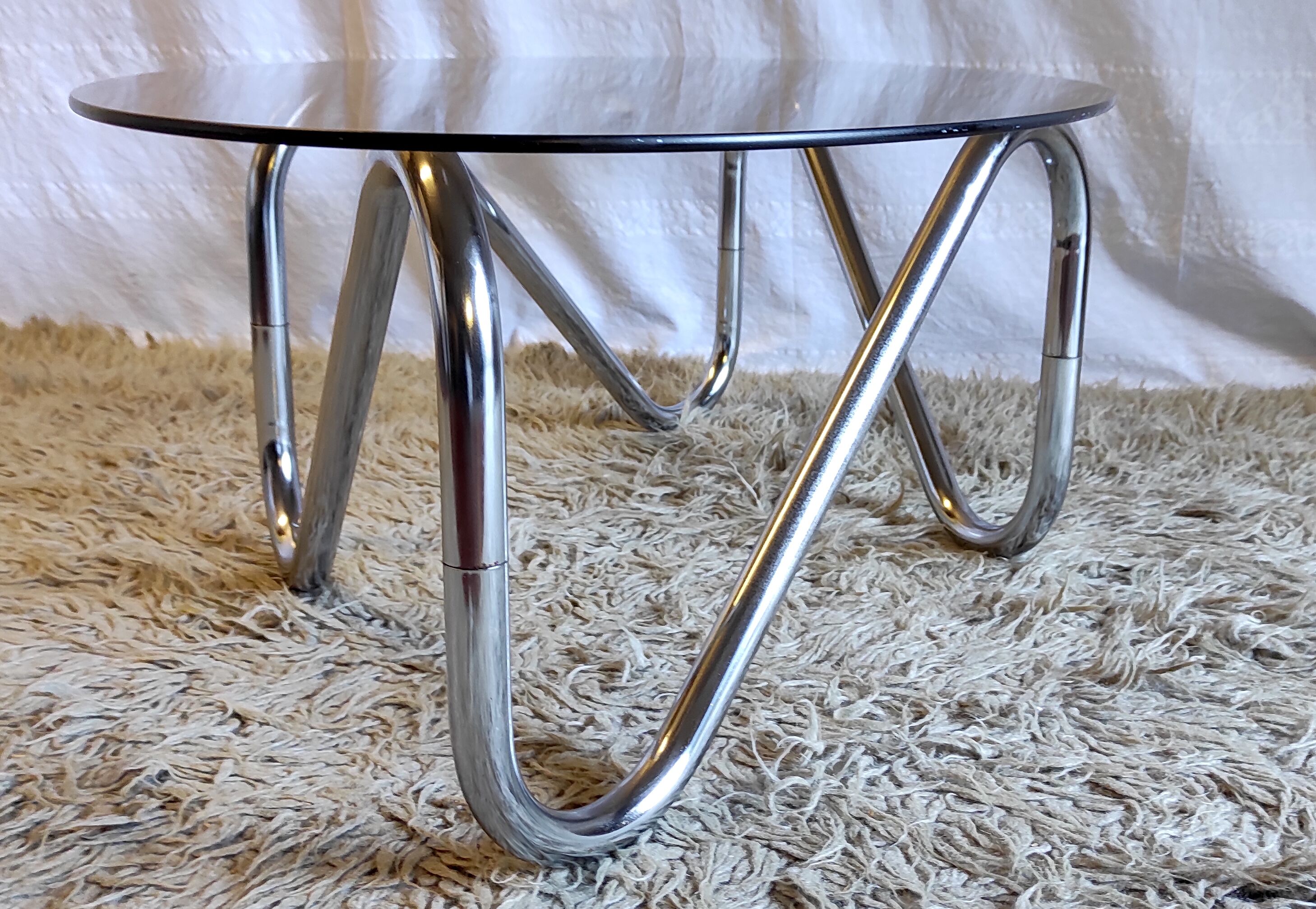 Chrome coffee table and smoked glass – 70s