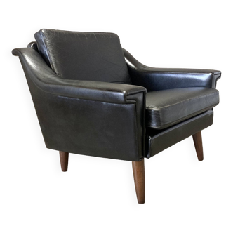 Fauteuil cuir noir "design scandinave" 1950.