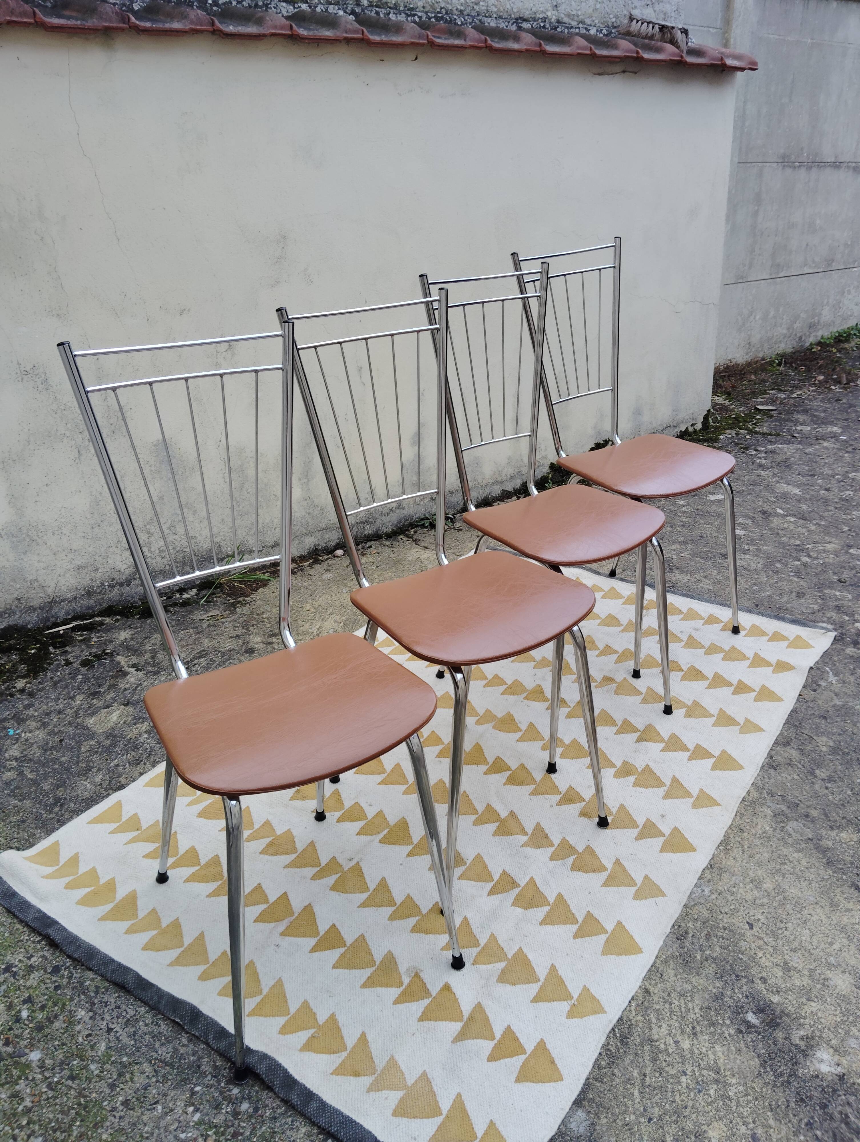 Set 4 chaises vintage scandinave chrome et simili
