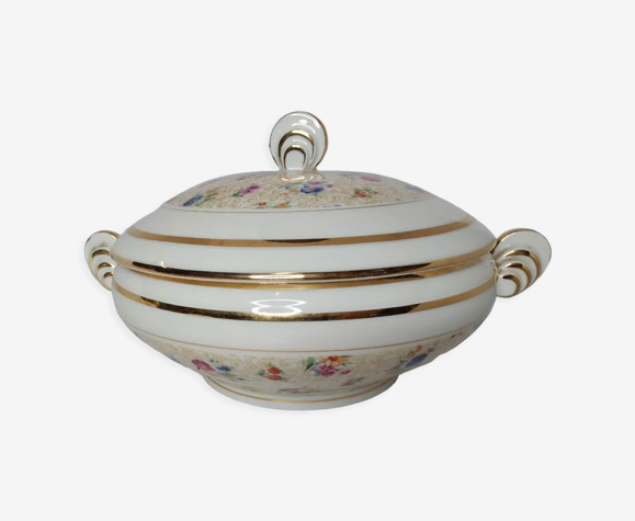 Soupière en porcelaine