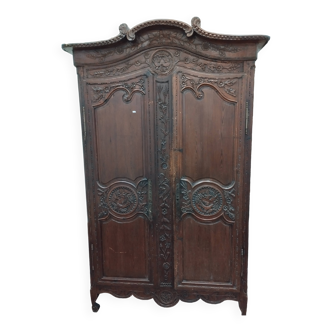 Norman wardrobe