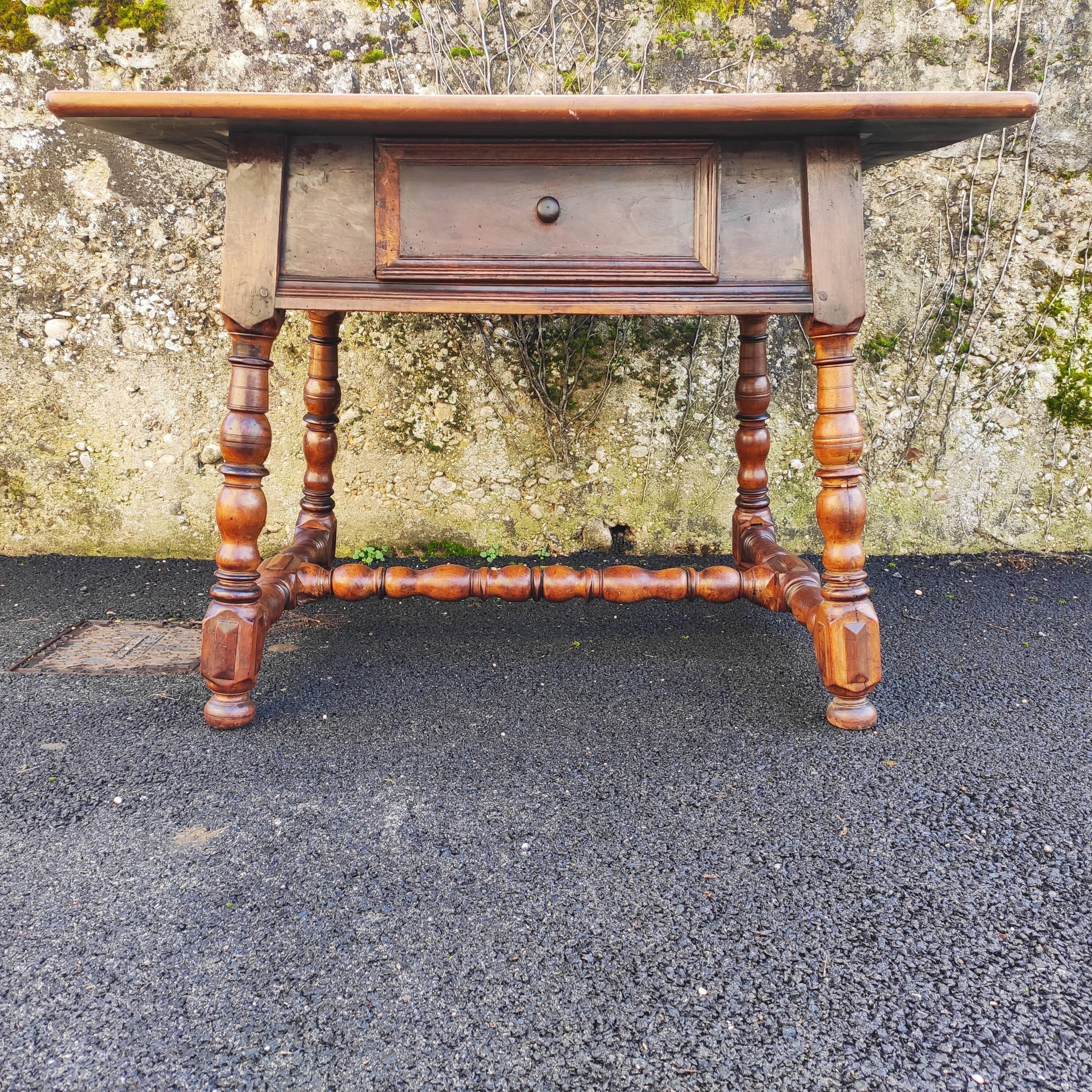 Antique Swiss table in solid walnut - 19th century