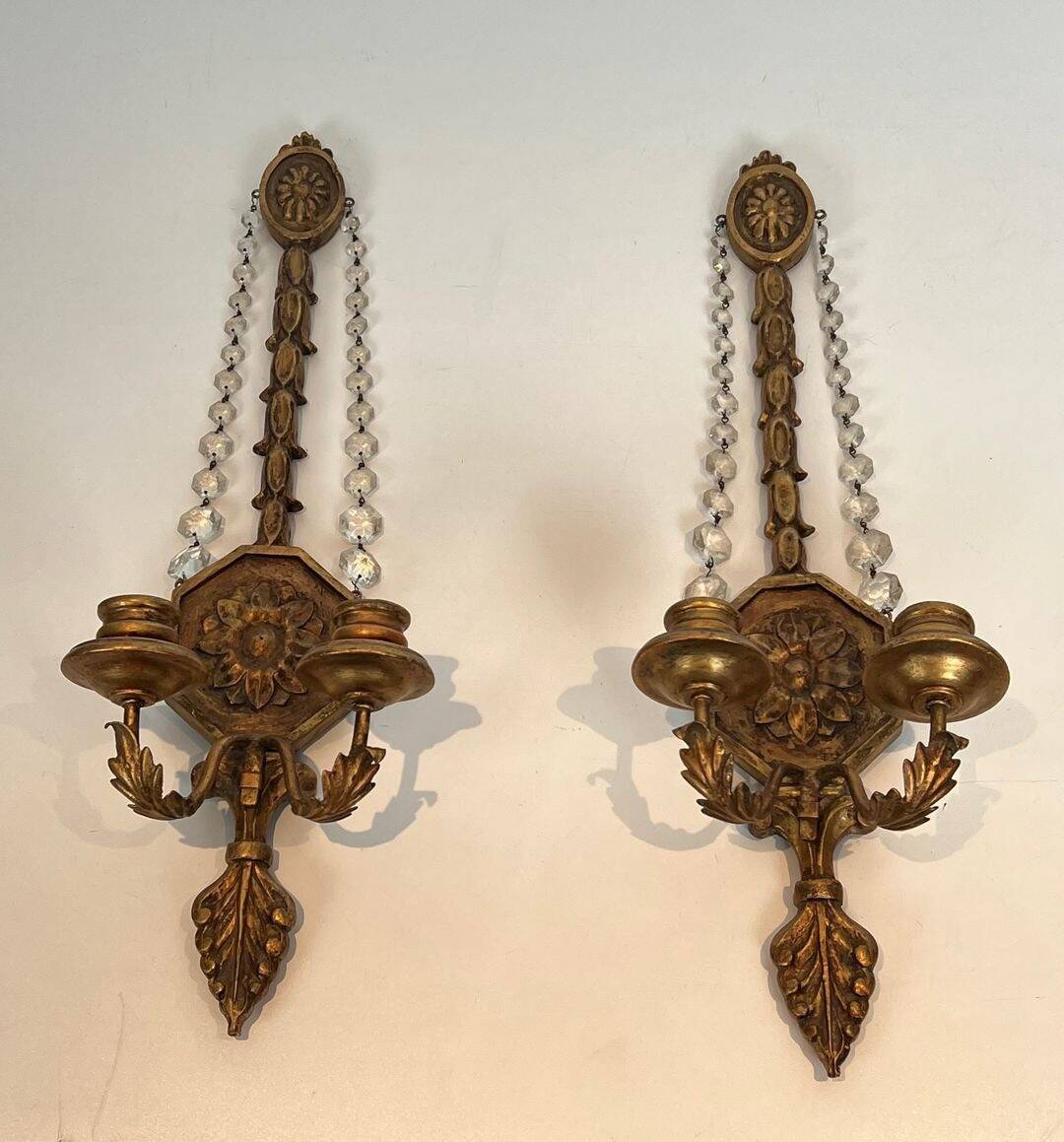 Important Pair of Gilded Carved Wood Wall Lights with Crystal Garlands