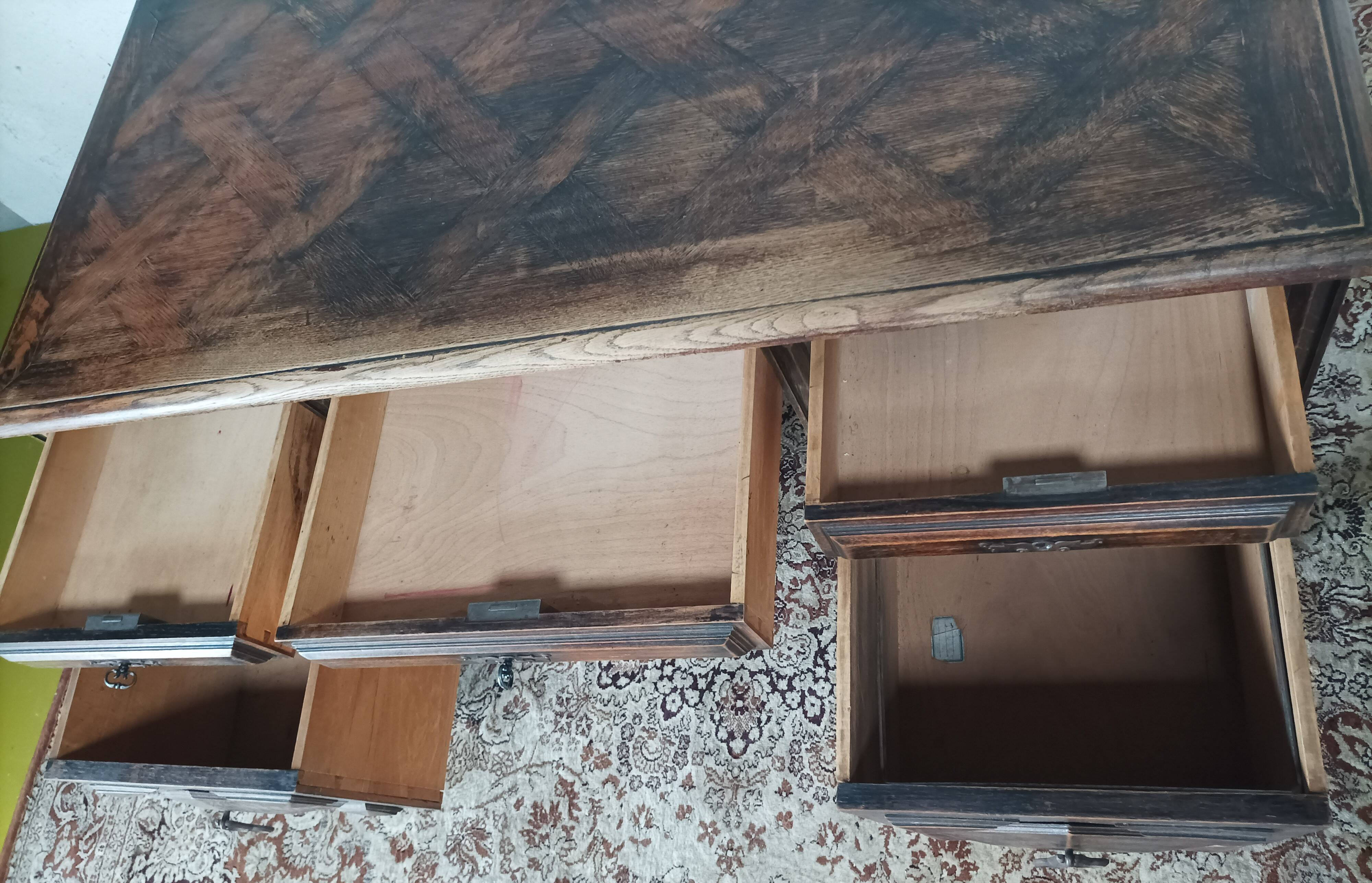 Mazarin Louis XIII style oak desk