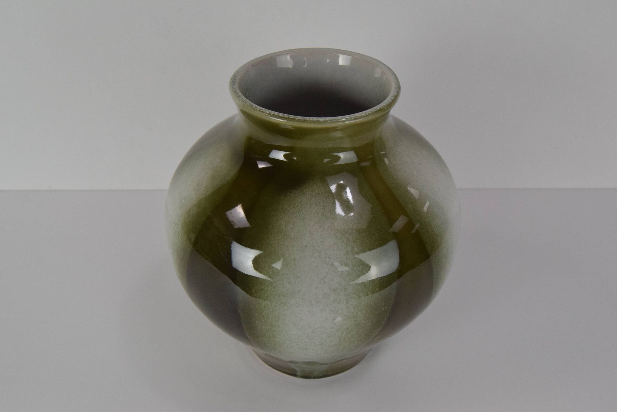 Mid-century design vase by ditmar urbach,type cid 1975.