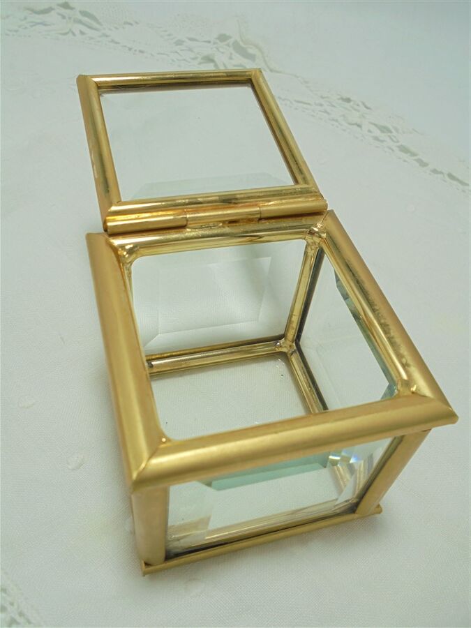 Small jewelry box
