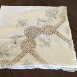 Vintage round cotton tablecloth and crocheted