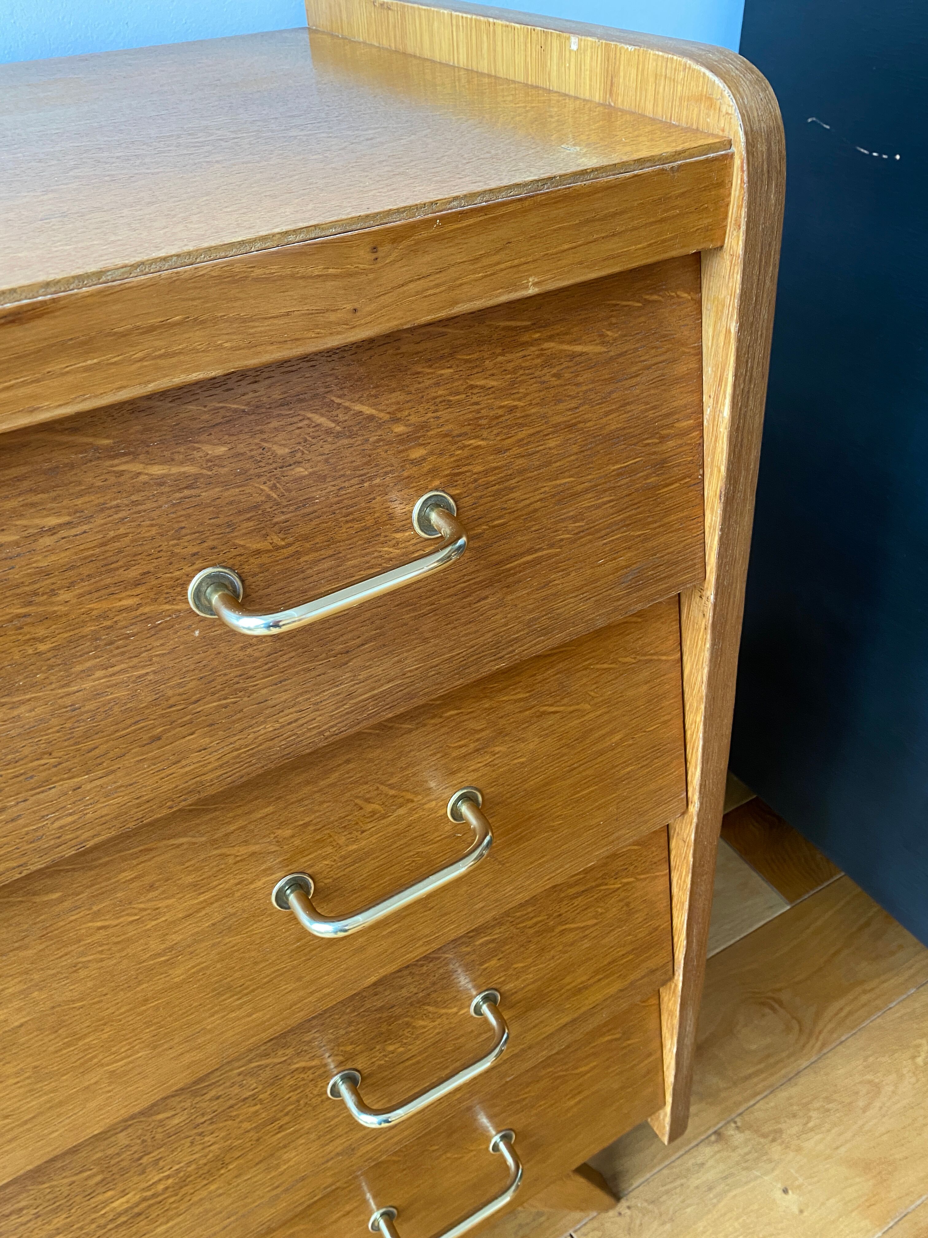 Chest of drawers vintage feet compass