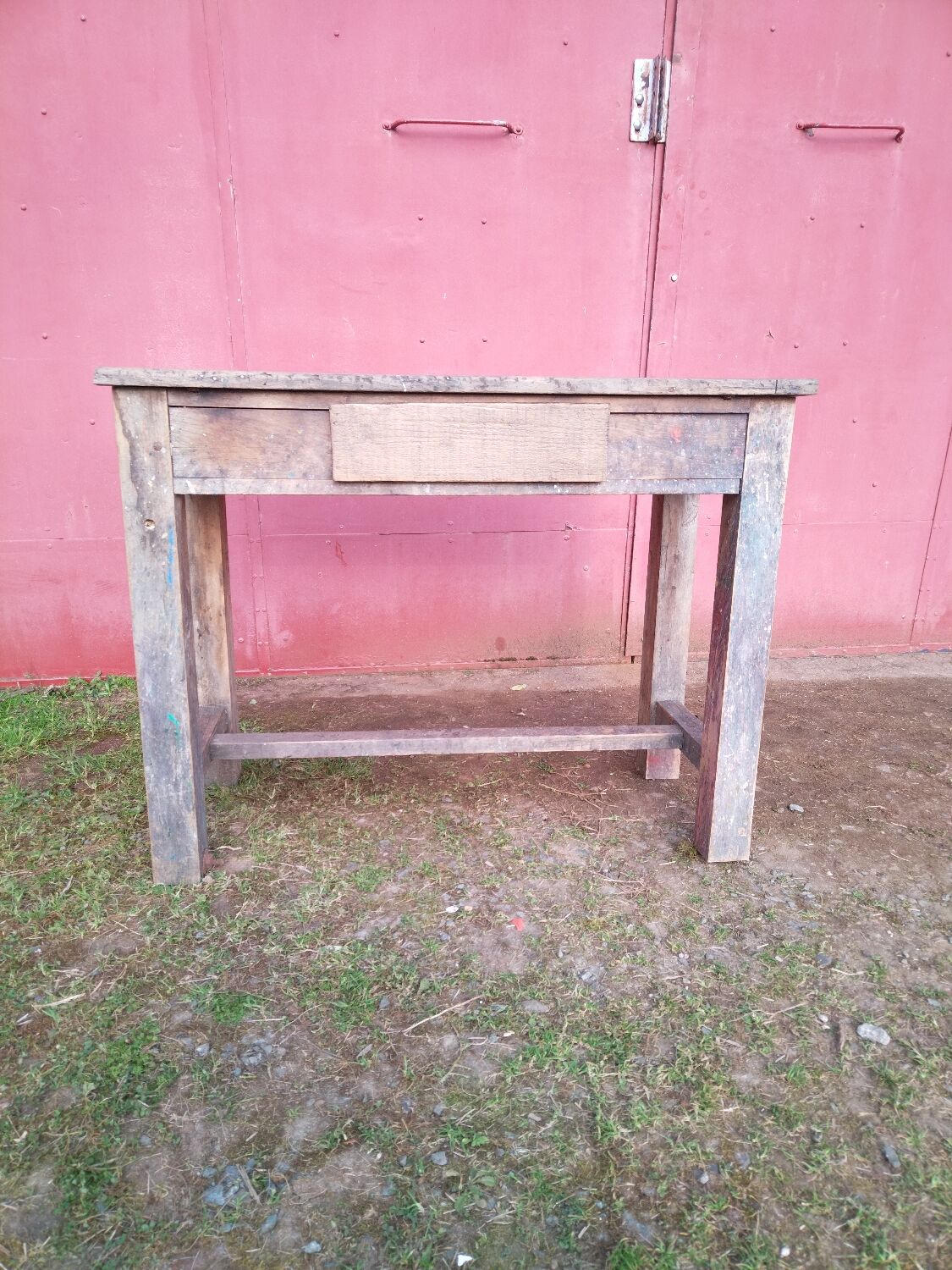 Painter workshop furniture