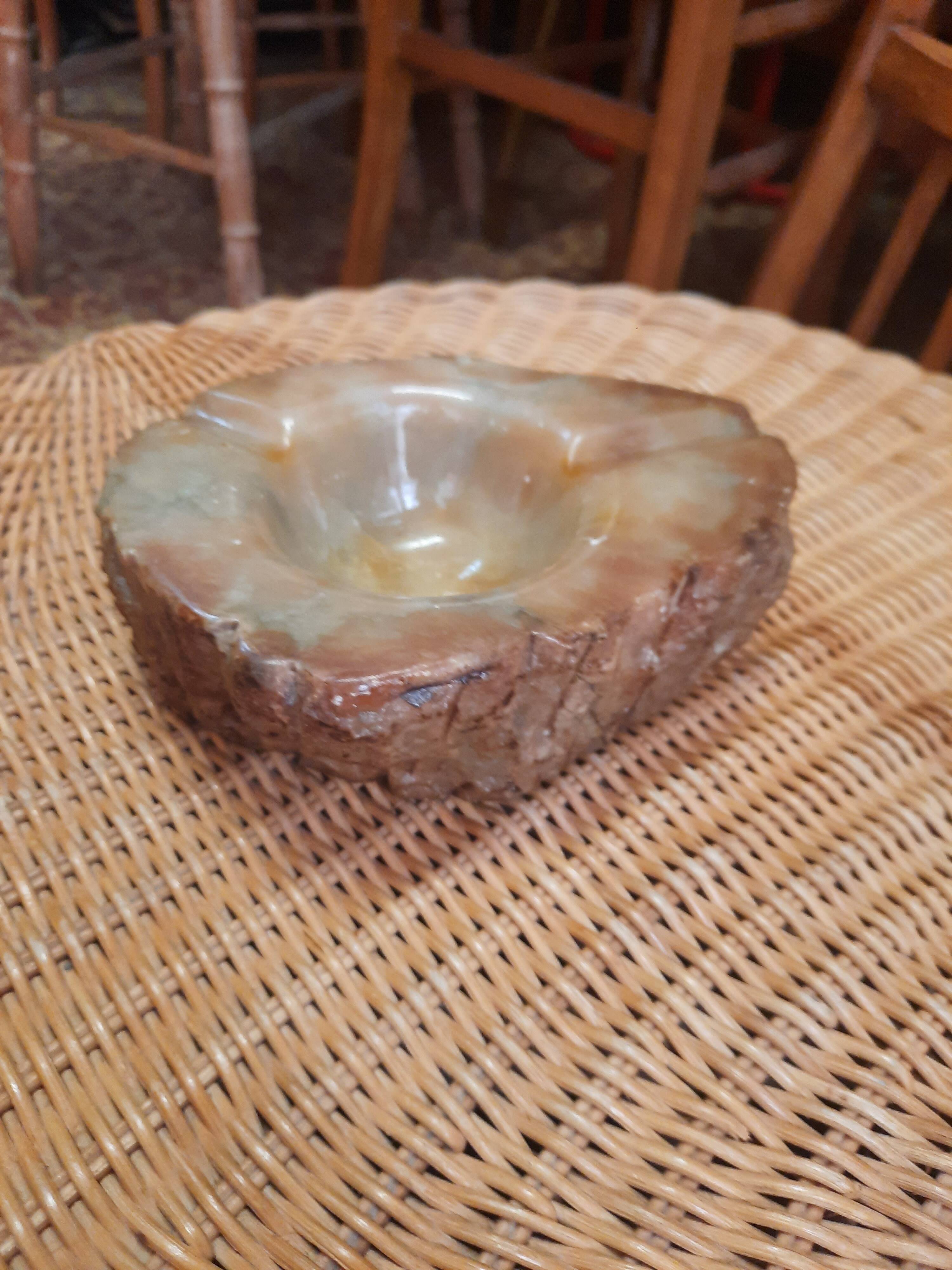 Cendrier en albâtre vintage