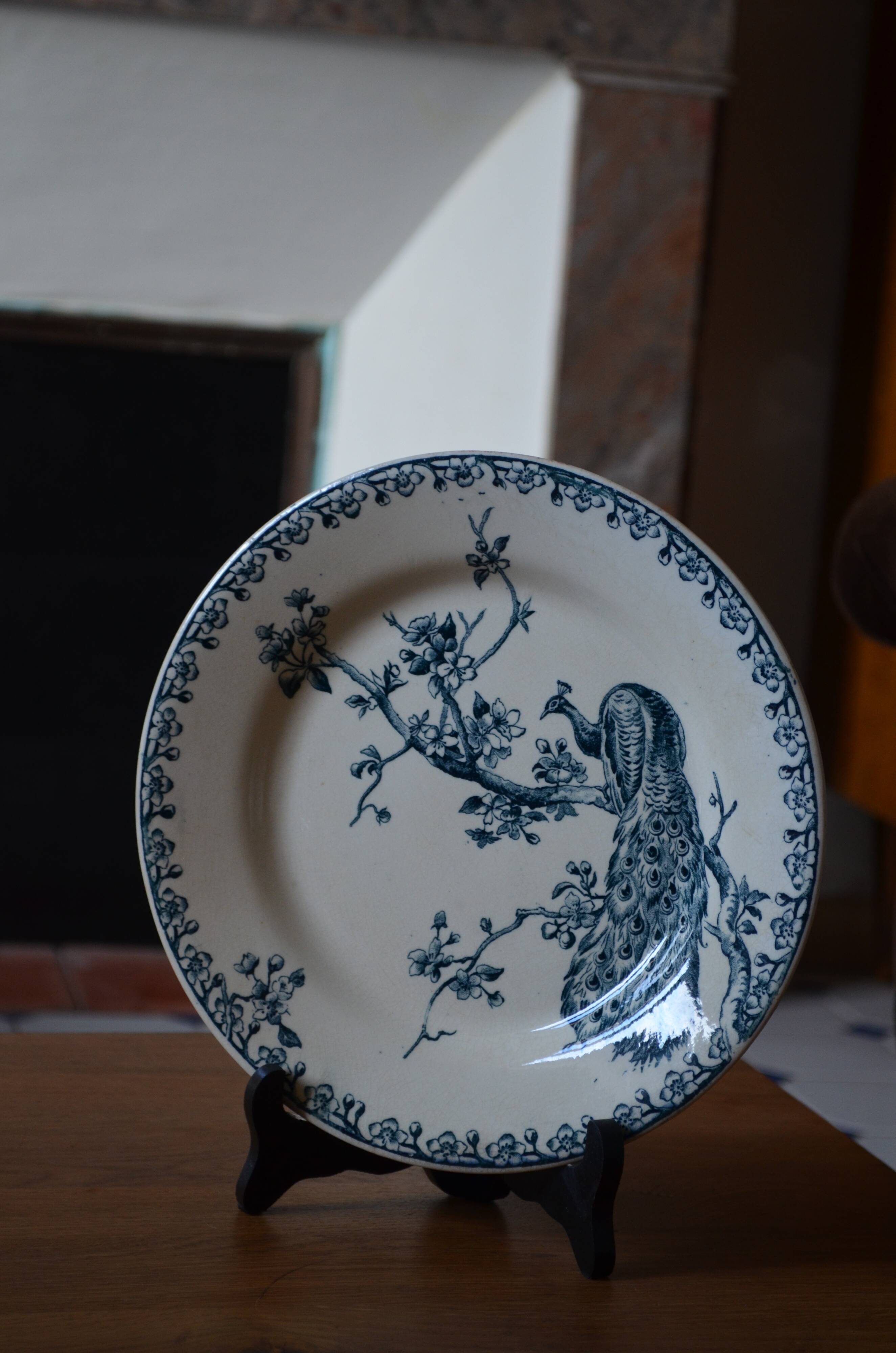 Iron earth peacock pattern service