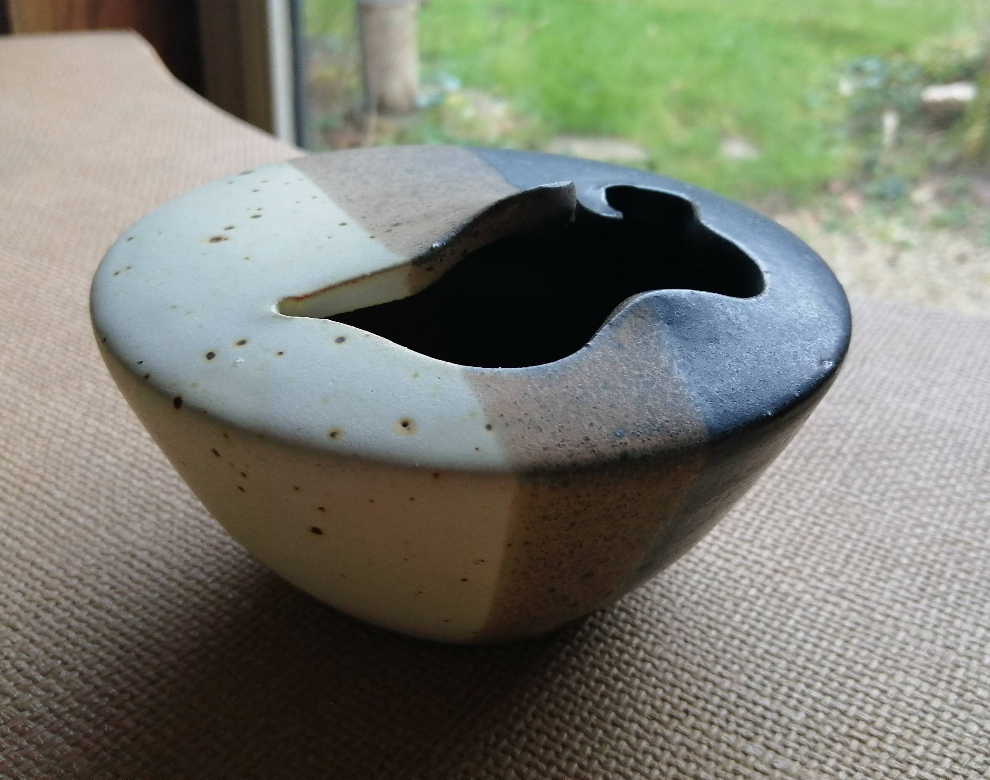 Vase flower frog, stoneware Puisaye signed Jean Cacheleux, 80's design