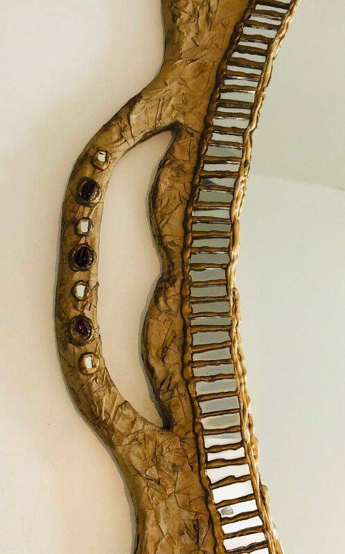 Large papier-mâché mirror, inlays and mirror marquetry.